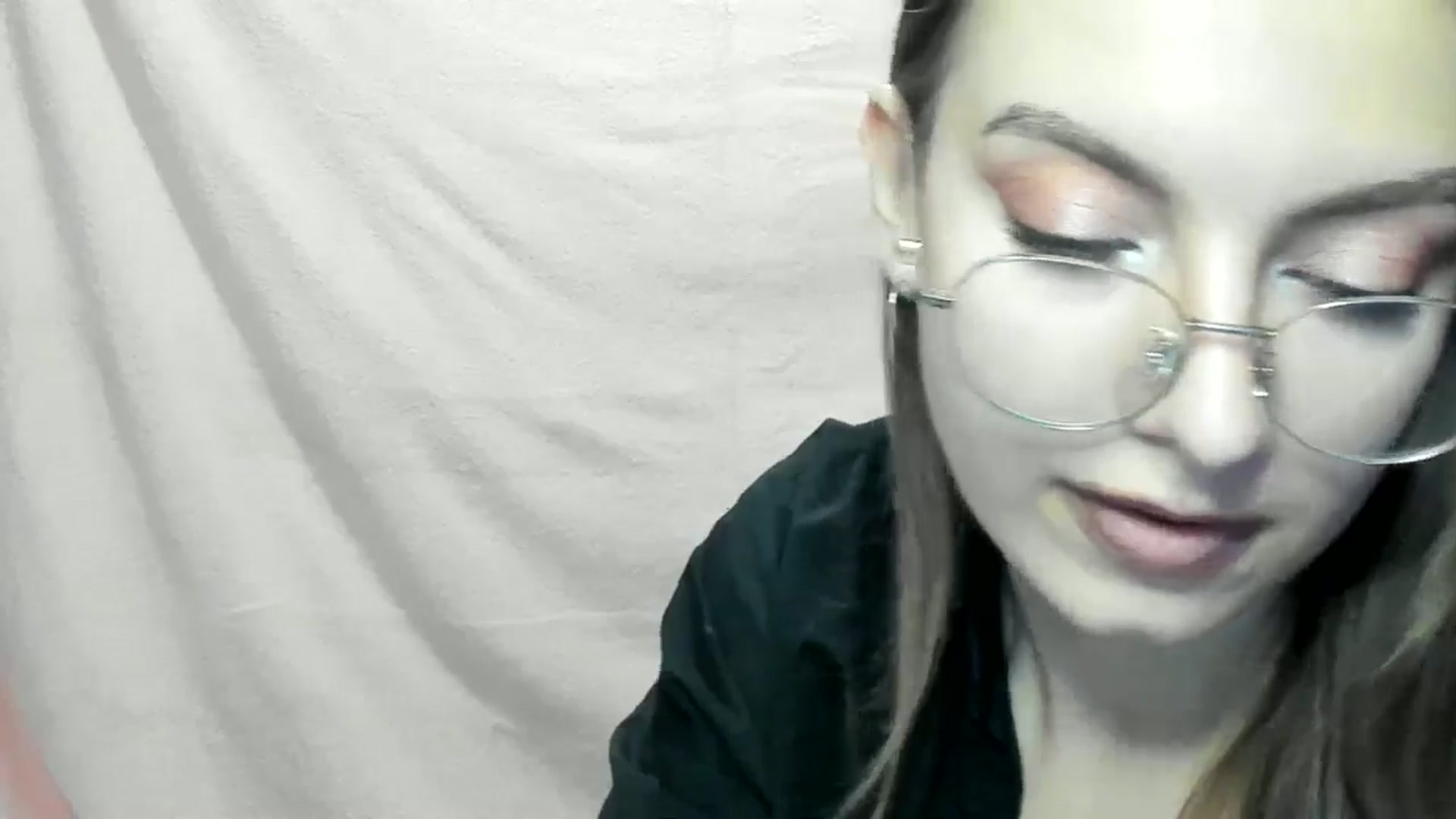 Gallery image thumbnail from StasyaSoul's myfreecams stream on, 12/28/2024, 15:09 image 14 of 20