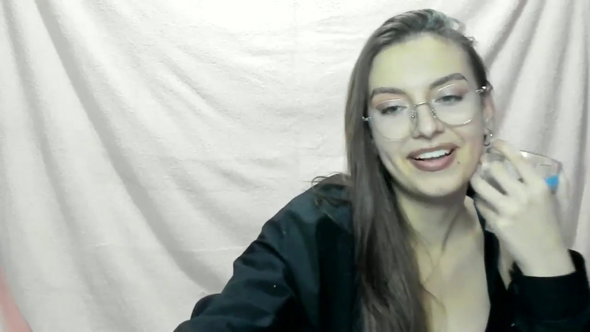 Gallery image thumbnail from StasyaSoul's myfreecams stream on, 12/28/2024, 15:09 image 5 of 20