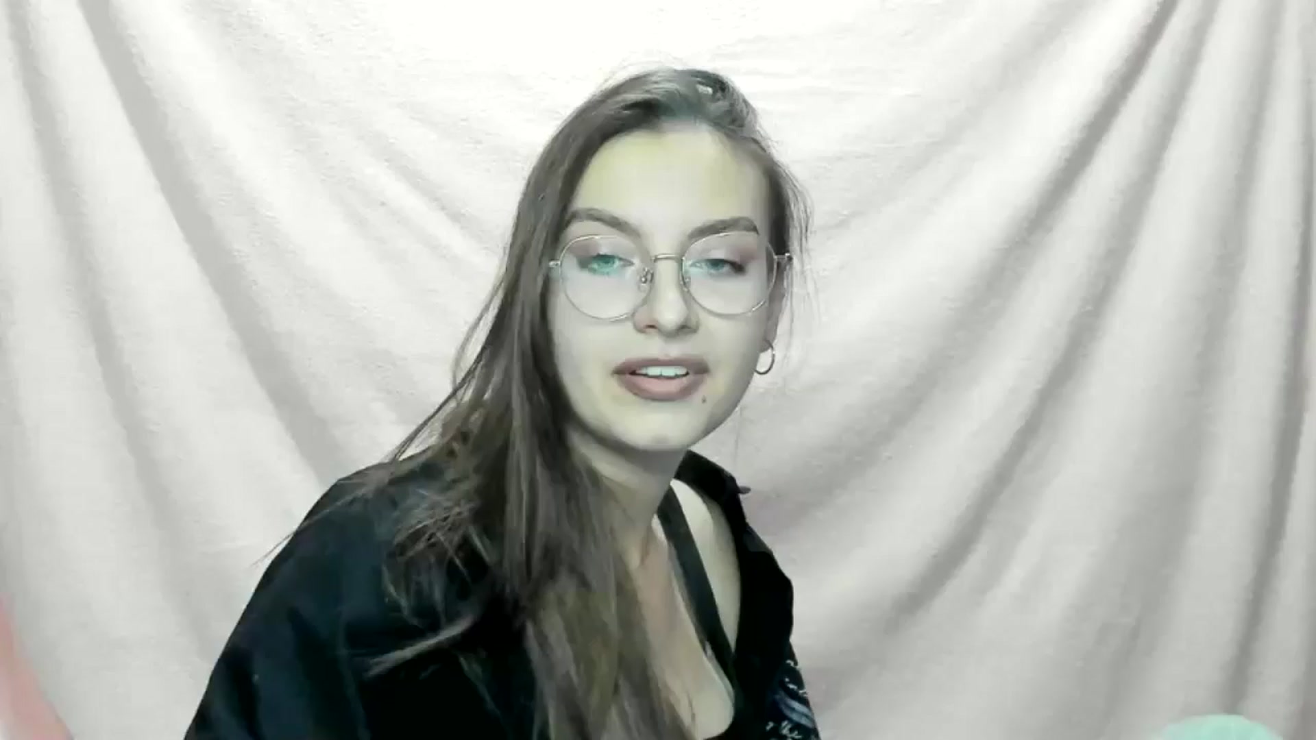 Gallery image thumbnail from StasyaSoul's myfreecams stream on, 12/28/2024, 15:09 image 2 of 20