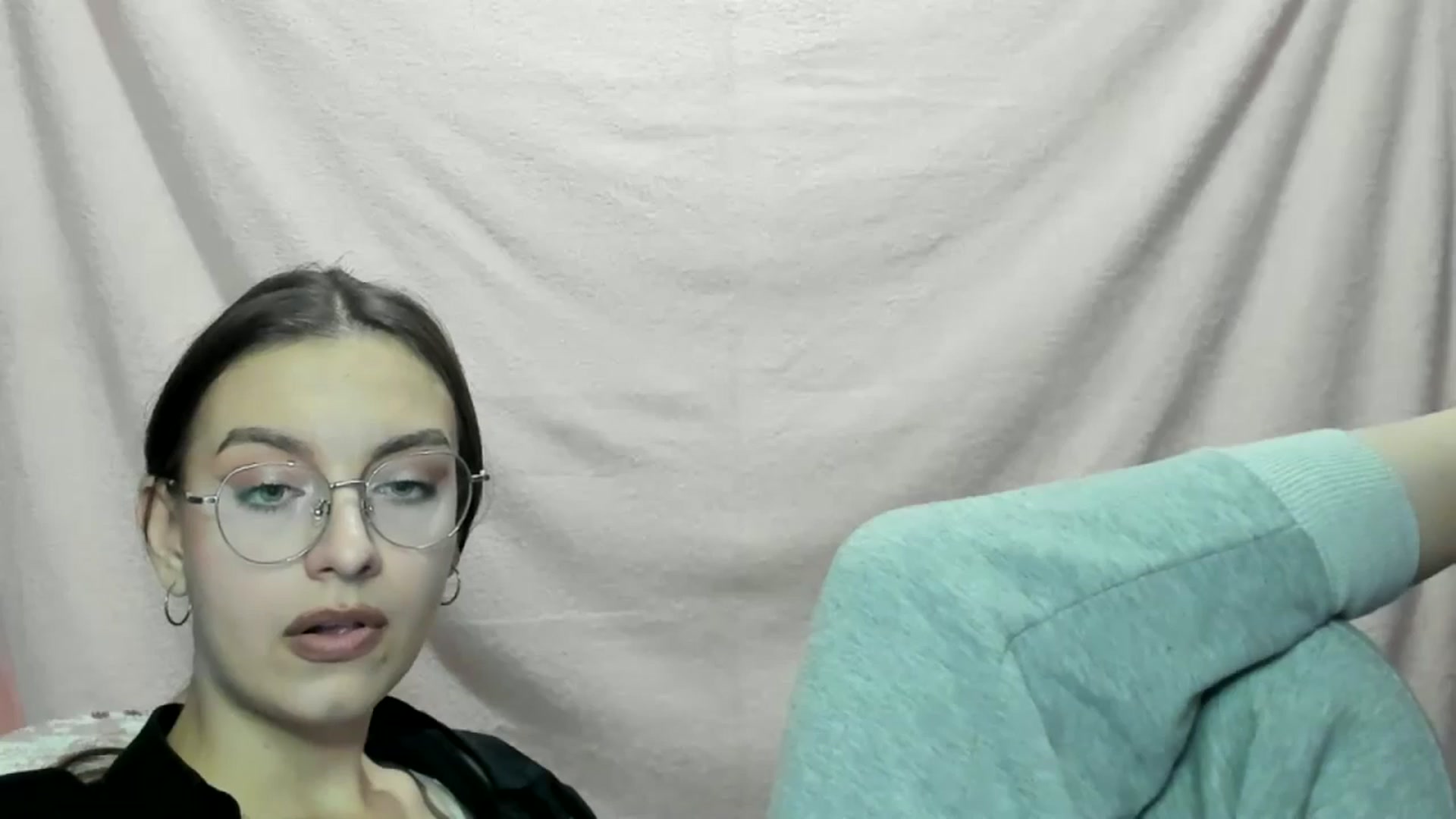 Gallery image thumbnail from StasyaSoul's myfreecams stream on, 12/28/2024, 15:09 image 20 of 20