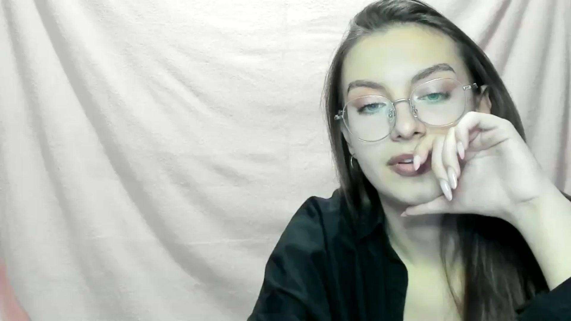 Gallery image thumbnail from StasyaSoul's myfreecams stream on, 12/28/2024, 15:09 image 11 of 20