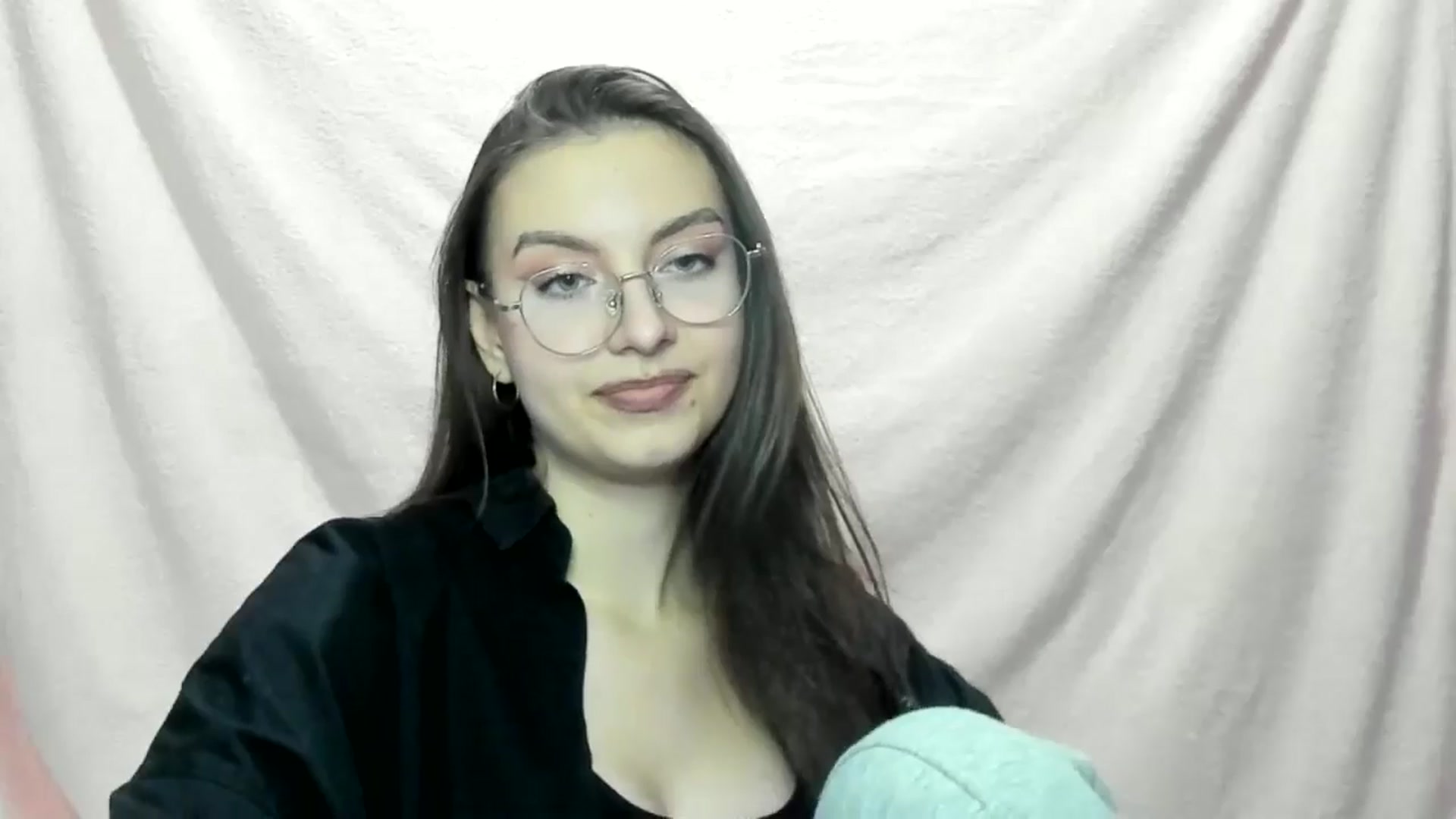 Gallery image thumbnail from StasyaSoul's myfreecams stream on, 12/28/2024, 15:09 image 10 of 20