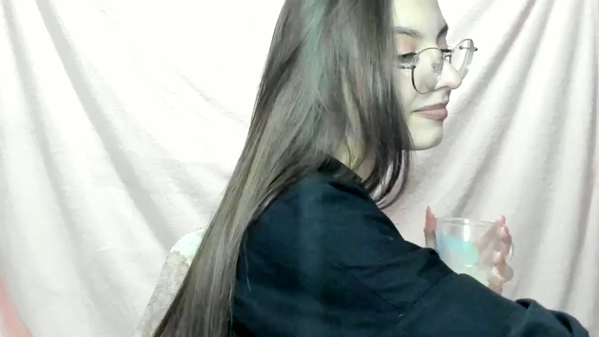 Gallery image thumbnail from StasyaSoul's myfreecams stream on, 12/28/2024, 15:09 image 6 of 20
