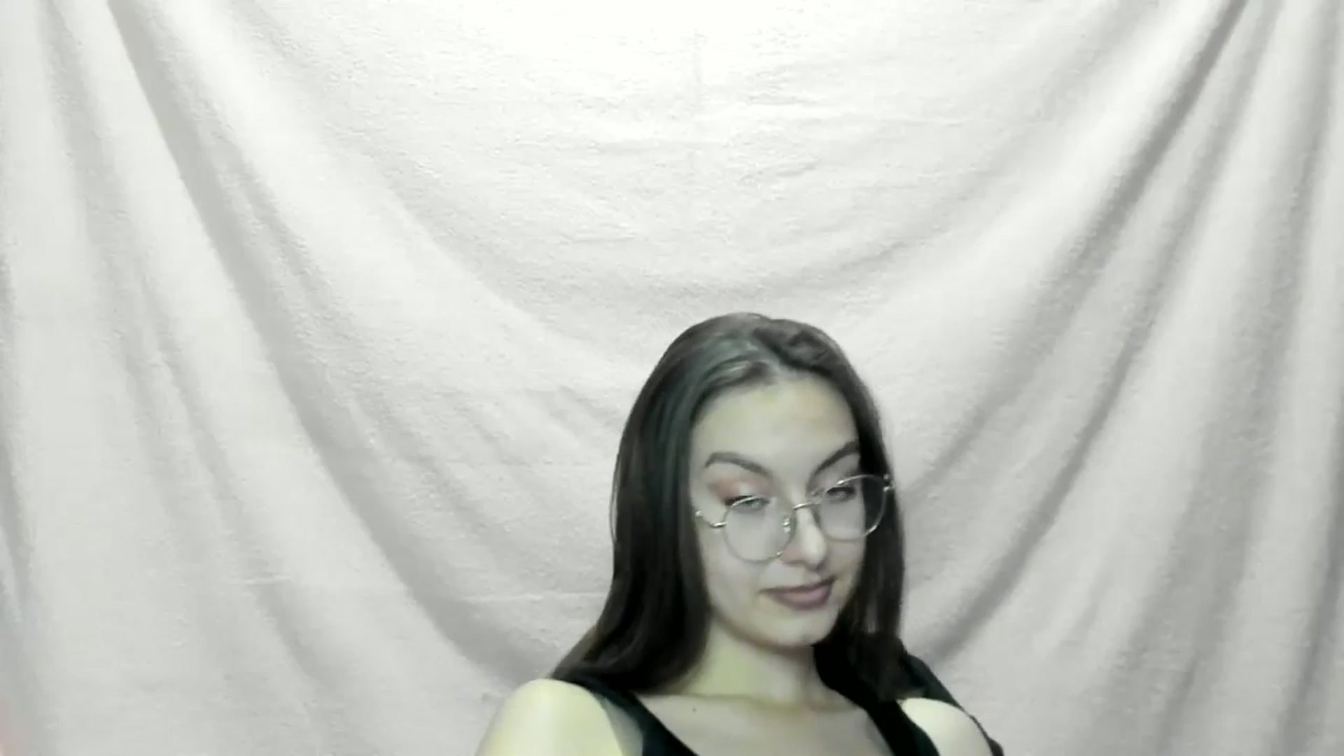 Gallery image thumbnail from StasyaSoul's myfreecams stream on, 12/28/2024, 16:01 image 17 of 20
