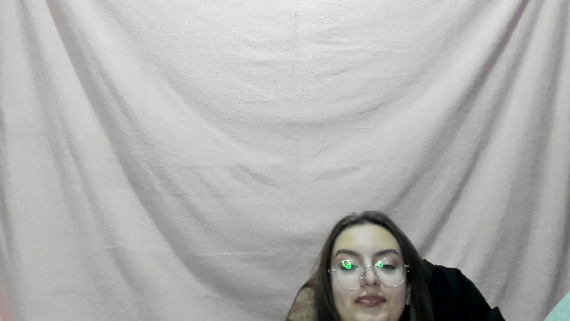 Gallery image thumbnail from StasyaSoul's myfreecams stream on, 12/28/2024, 16:01 image 19 of 20