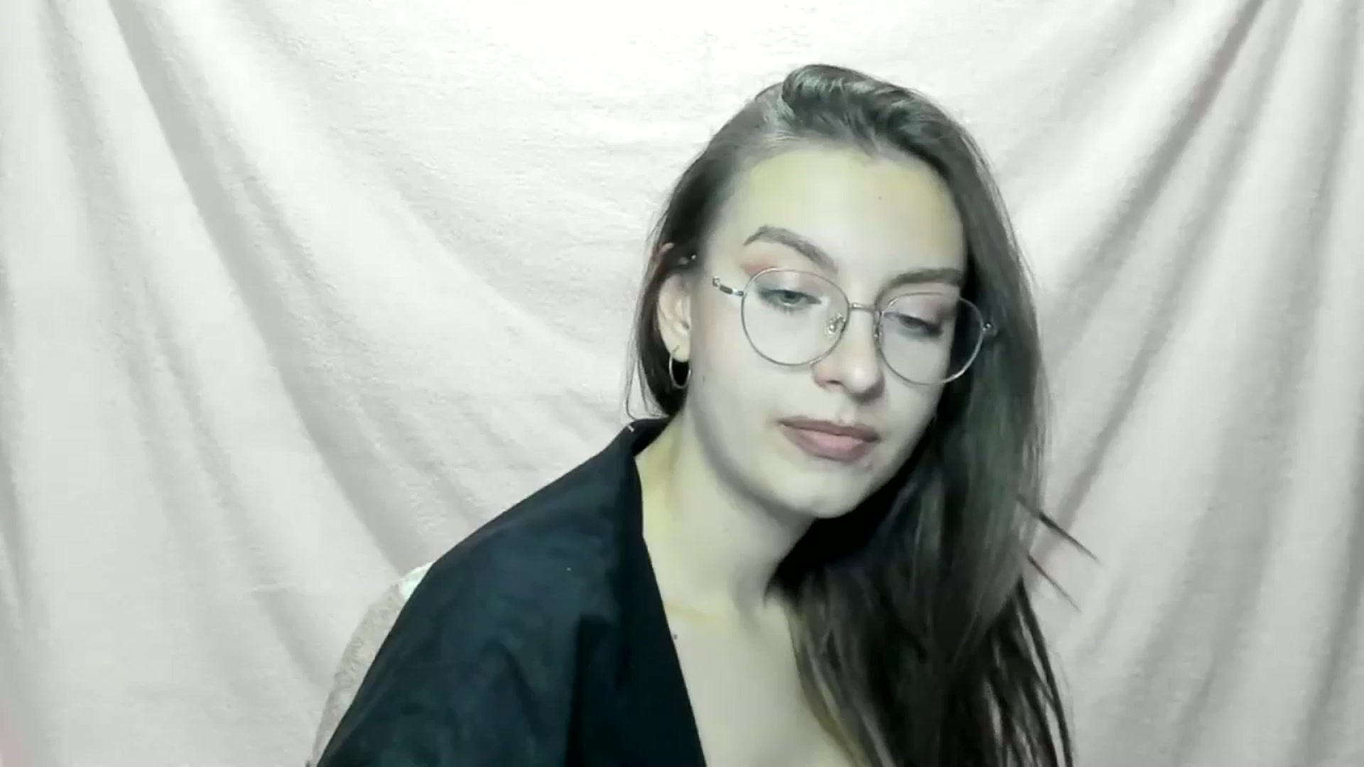 Gallery image thumbnail from StasyaSoul's myfreecams stream on, 12/28/2024, 16:01 image 4 of 20