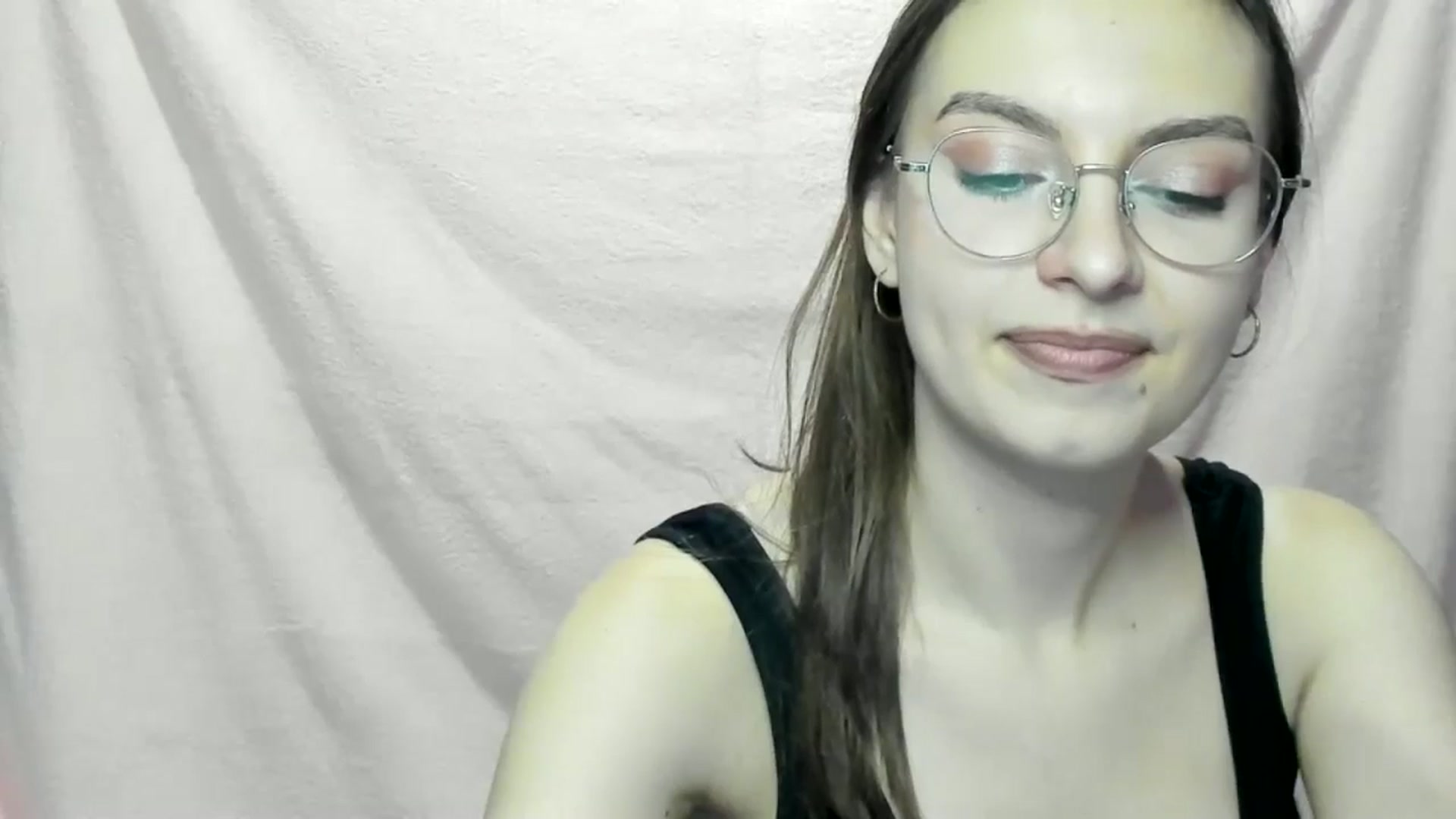 Gallery image thumbnail from StasyaSoul's myfreecams stream on, 12/28/2024, 16:18 image 13 of 20