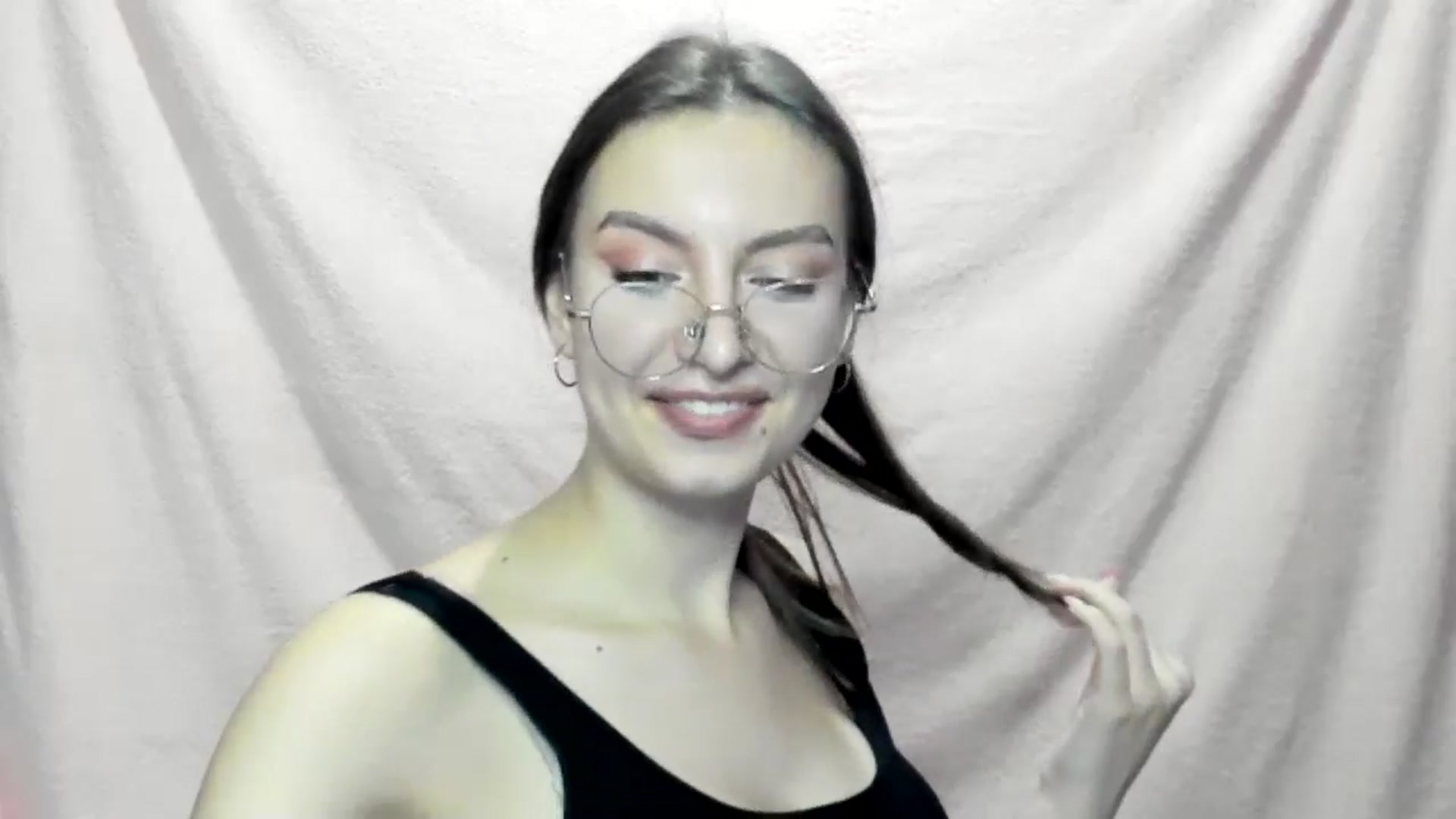 Gallery image thumbnail from StasyaSoul's myfreecams stream on, 12/28/2024, 16:18 image 20 of 20