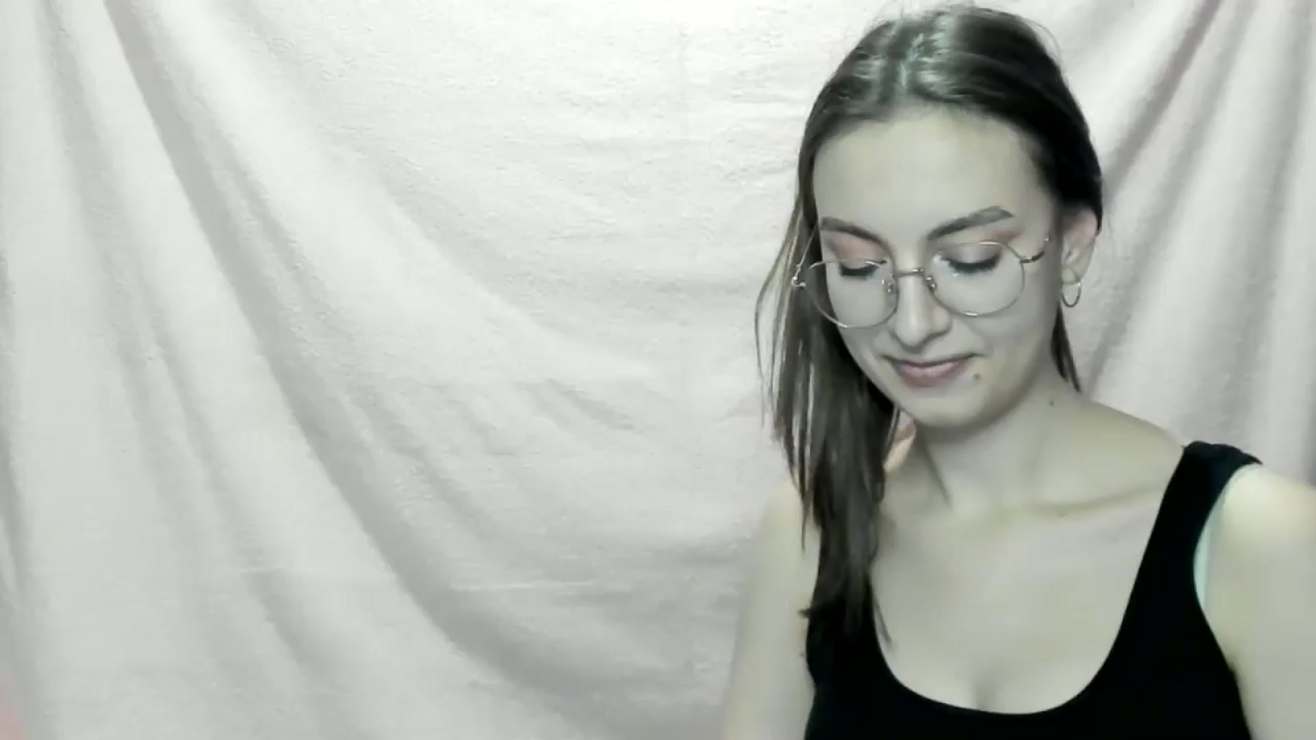 Gallery image thumbnail from StasyaSoul's myfreecams stream on, 12/28/2024, 16:18 image 14 of 20