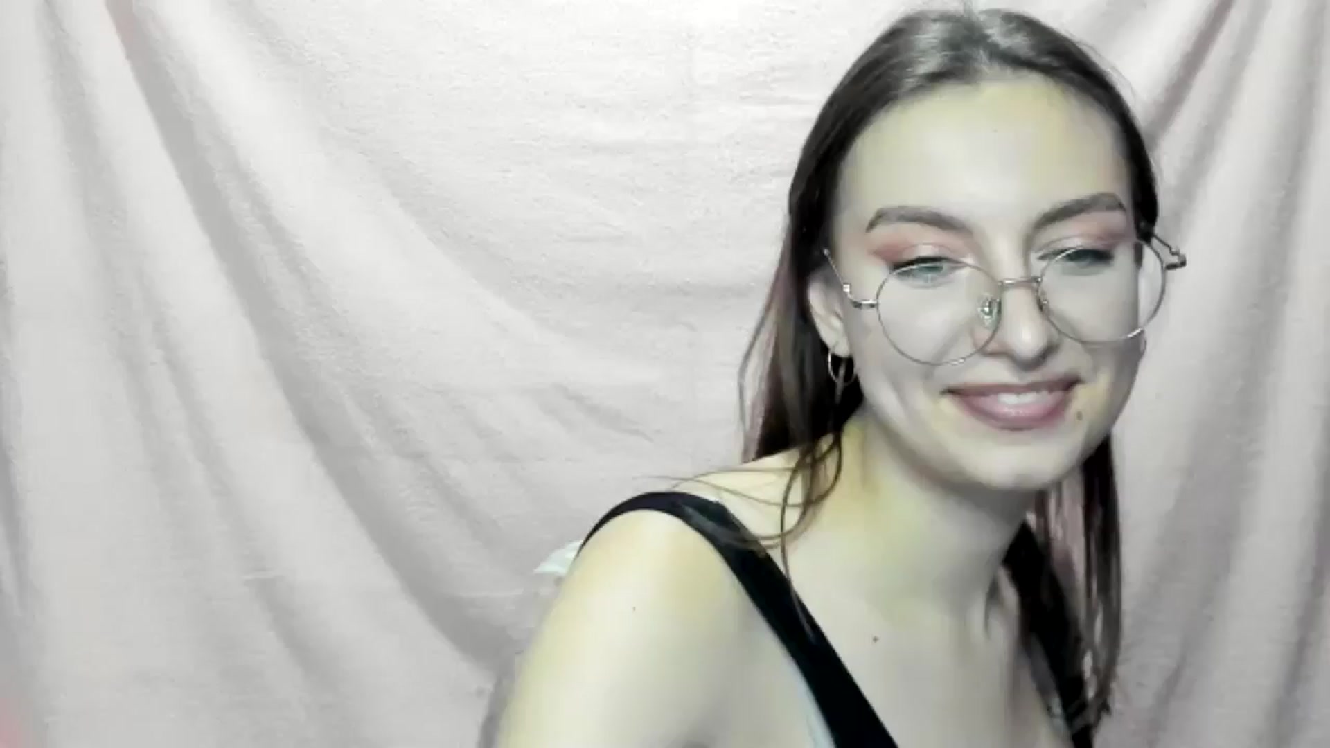 Gallery image thumbnail from StasyaSoul's myfreecams stream on, 12/28/2024, 16:18 image 11 of 20
