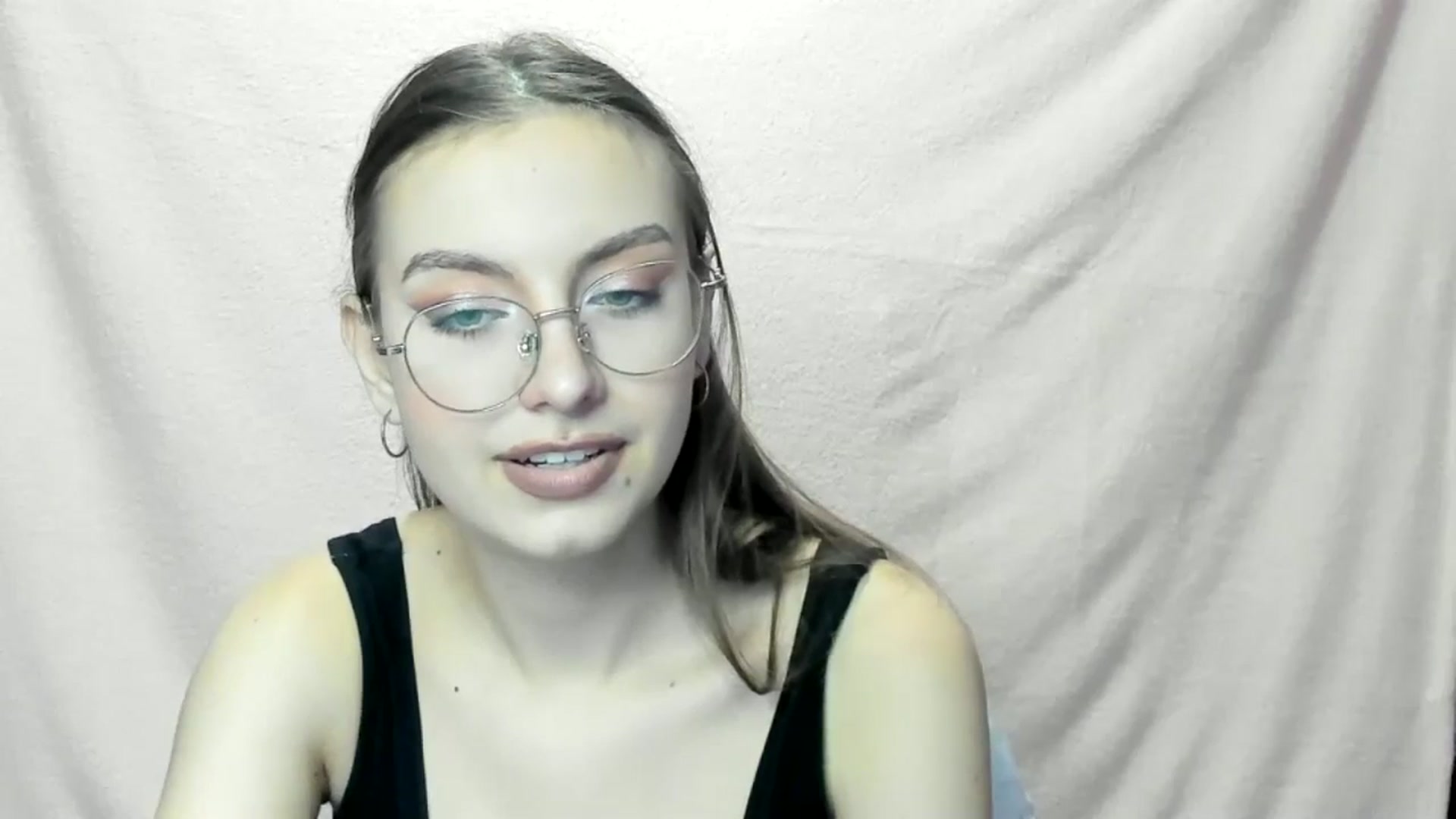 Gallery image thumbnail from StasyaSoul's myfreecams stream on, 12/29/2024, 12:14 image 20 of 20