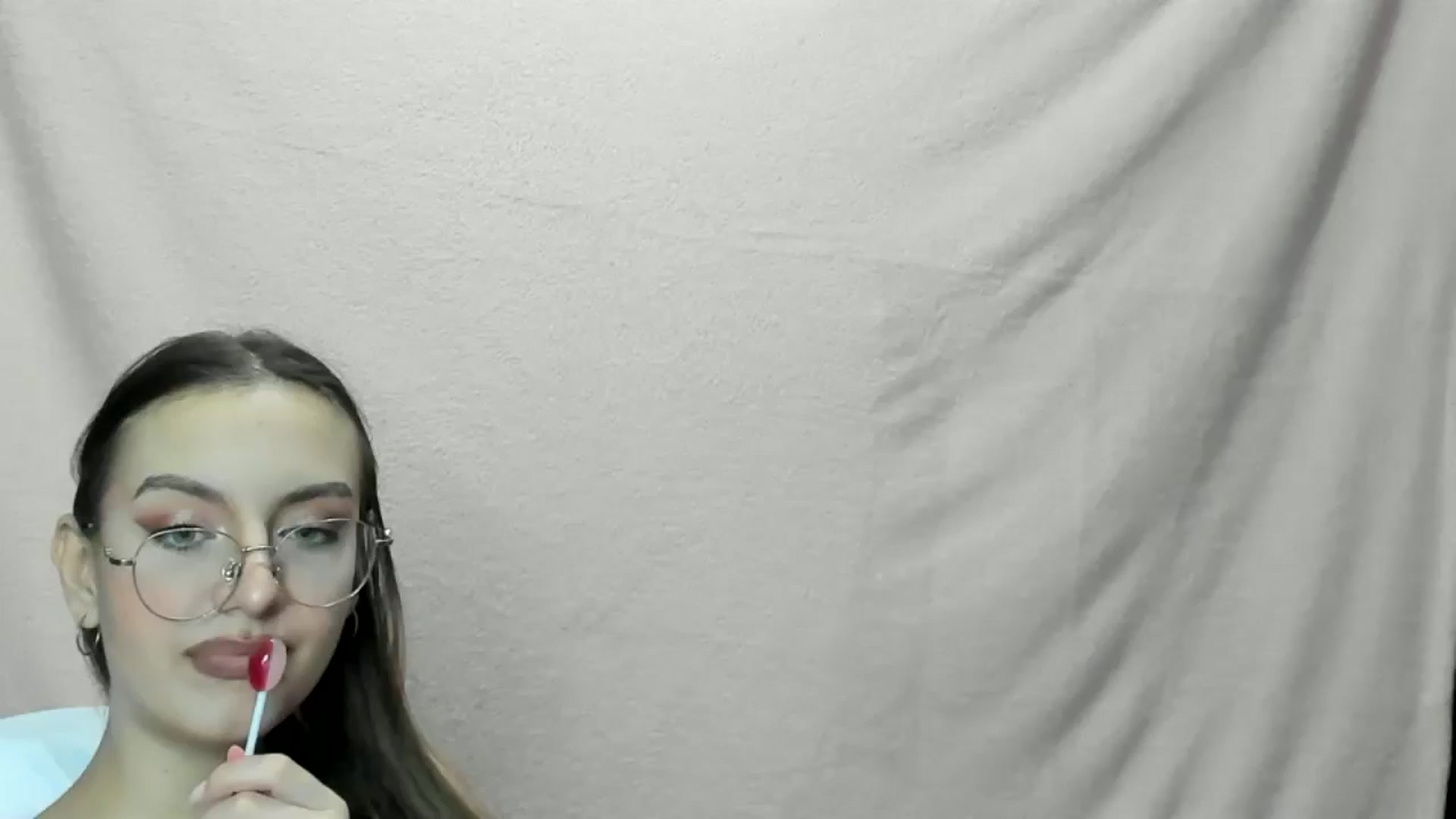 Gallery image thumbnail from StasyaSoul's myfreecams stream on, 12/29/2024, 12:14 image 10 of 20