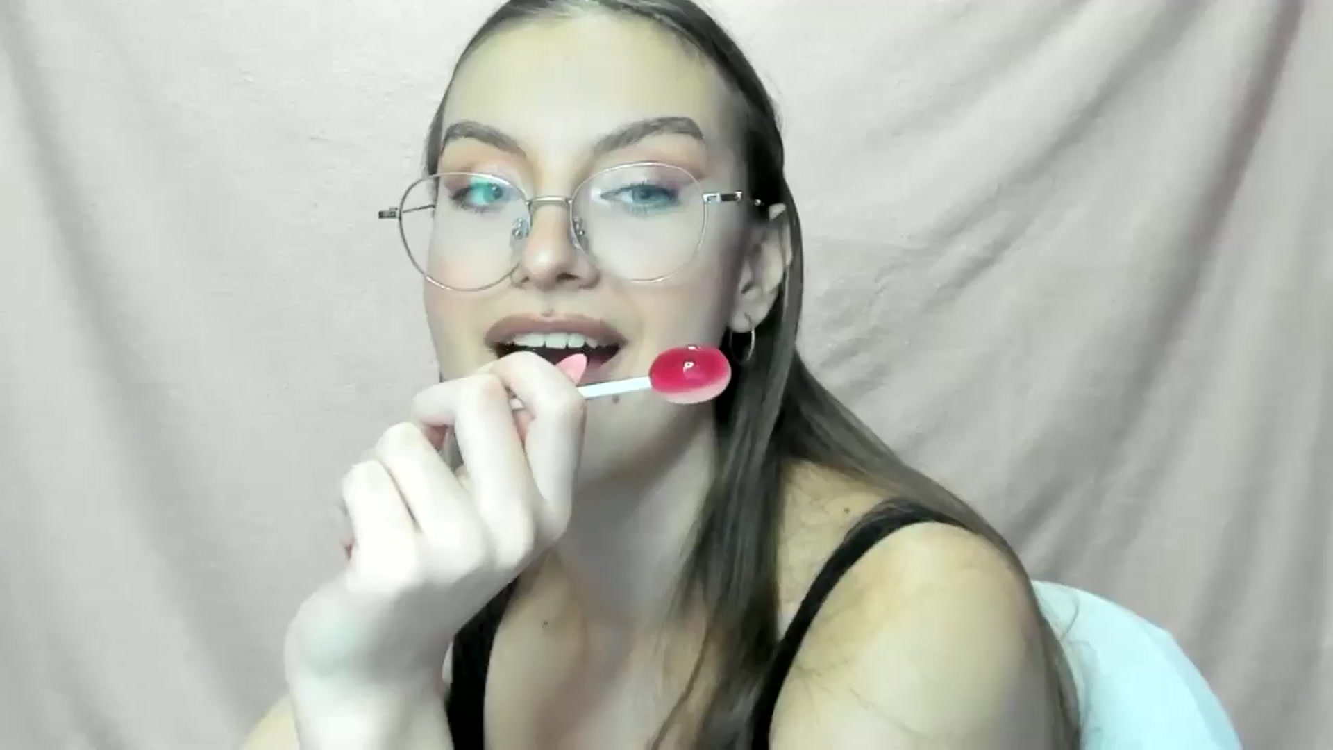 Gallery image thumbnail from StasyaSoul's myfreecams stream on, 12/29/2024, 12:14 image 7 of 20
