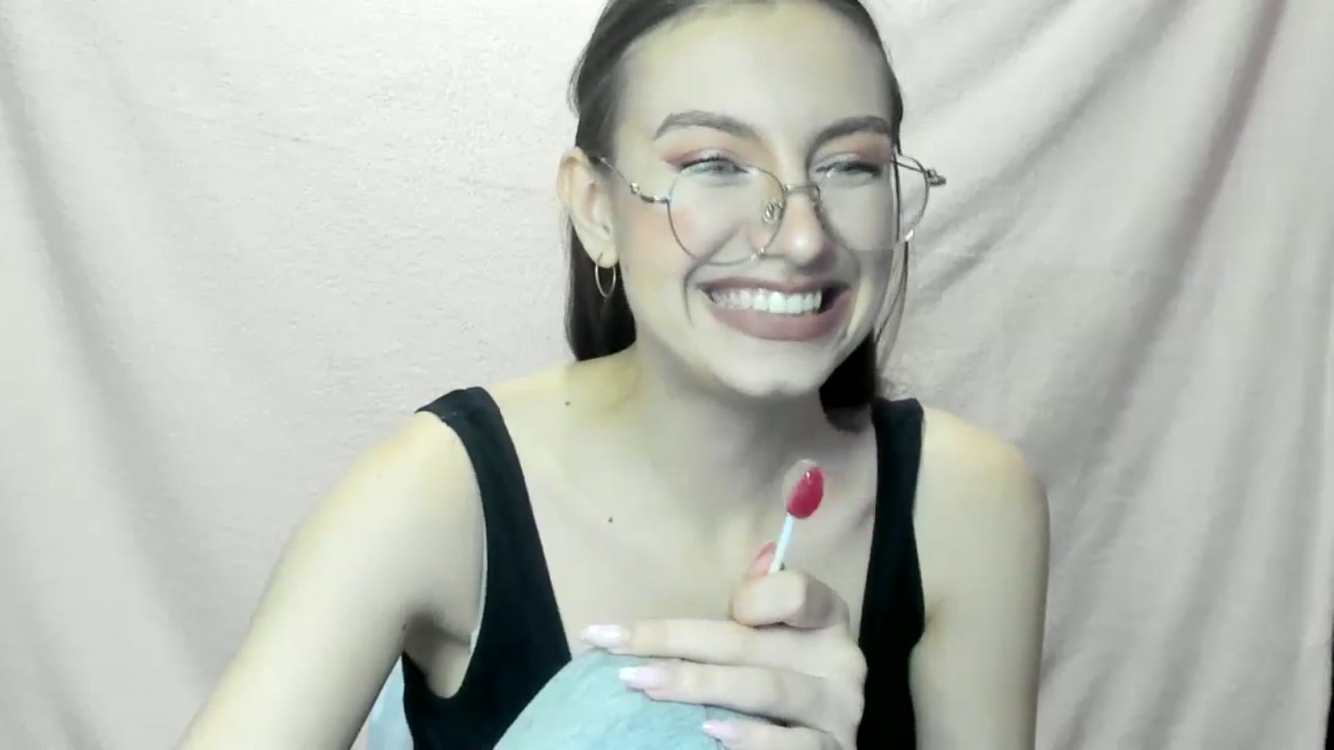 Gallery image thumbnail from StasyaSoul's myfreecams stream on, 12/29/2024, 12:14 image 12 of 20