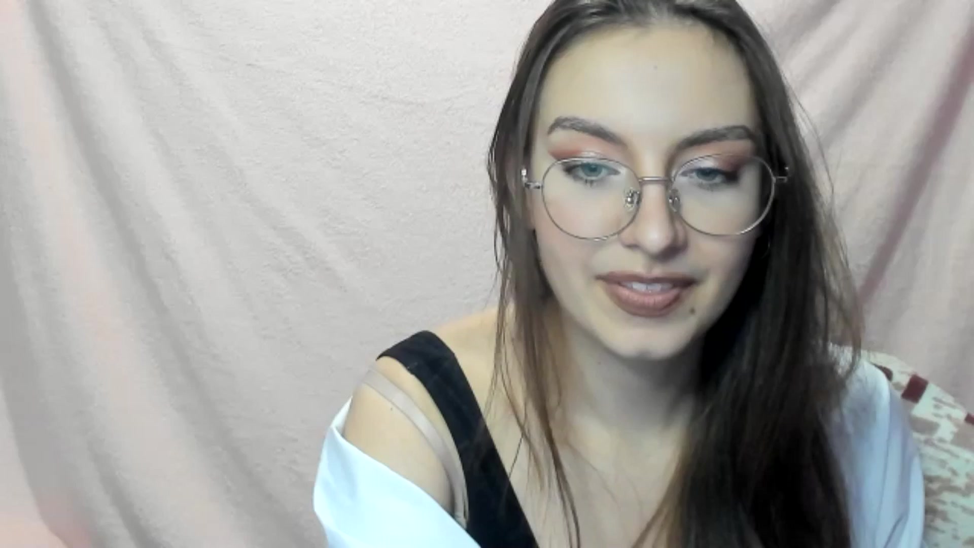 Gallery image thumbnail from StasyaSoul's myfreecams stream on, 12/29/2024, 13:58 image 4 of 20