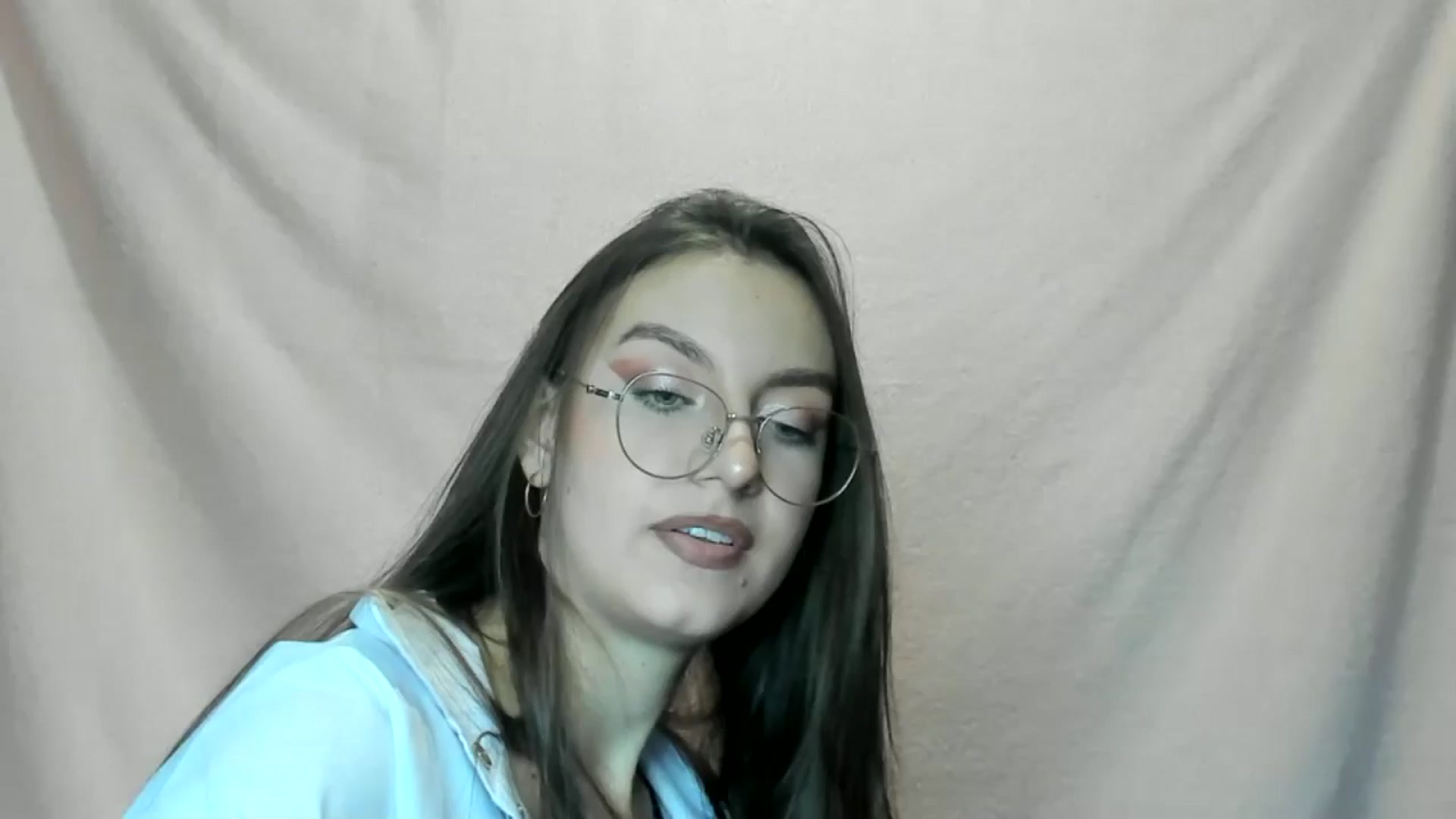 Gallery image thumbnail from StasyaSoul's myfreecams stream on, 12/31/2024, 11:20 image 18 of 20