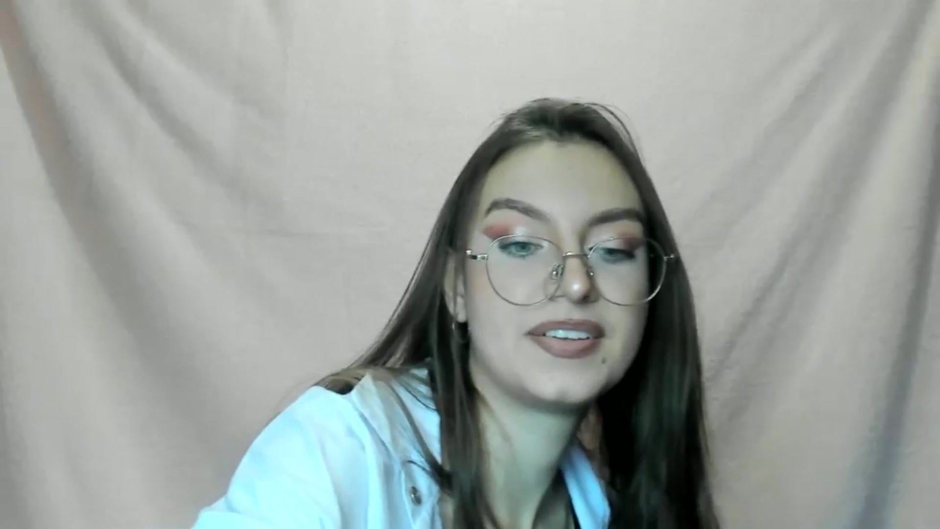 Gallery image thumbnail from StasyaSoul's myfreecams stream on, 12/31/2024, 11:20 image 14 of 20