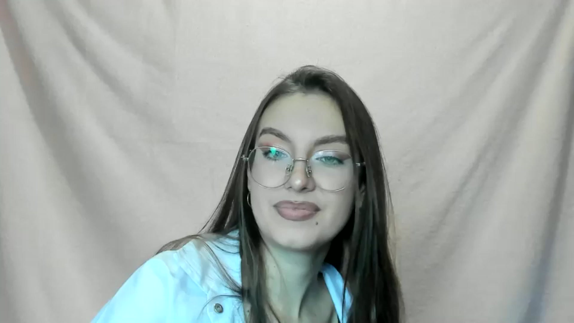 Gallery image thumbnail from StasyaSoul's myfreecams stream on, 12/31/2024, 11:20 image 15 of 20