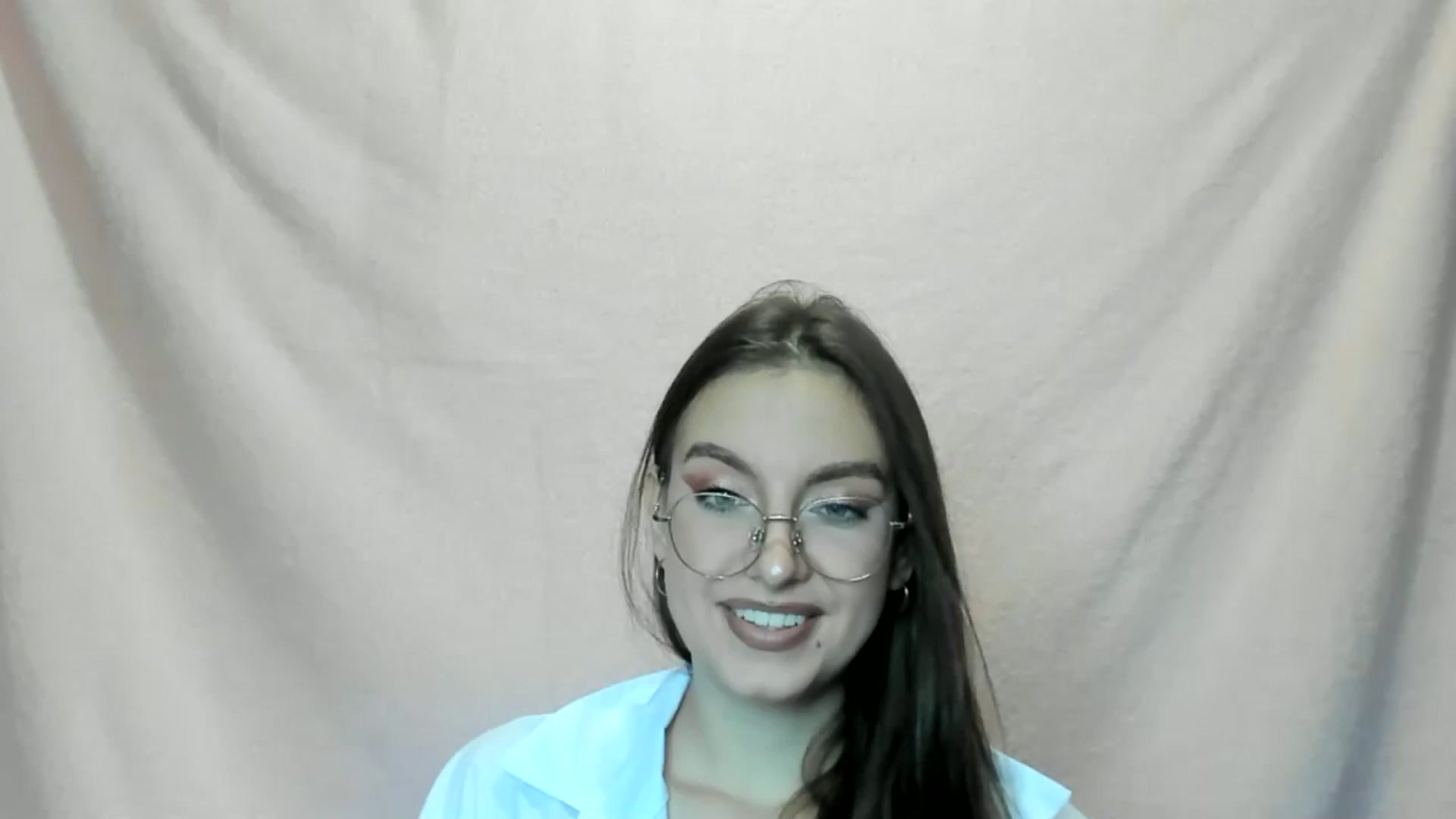 Gallery image thumbnail from StasyaSoul's myfreecams stream on, 12/31/2024, 11:45 image 8 of 20