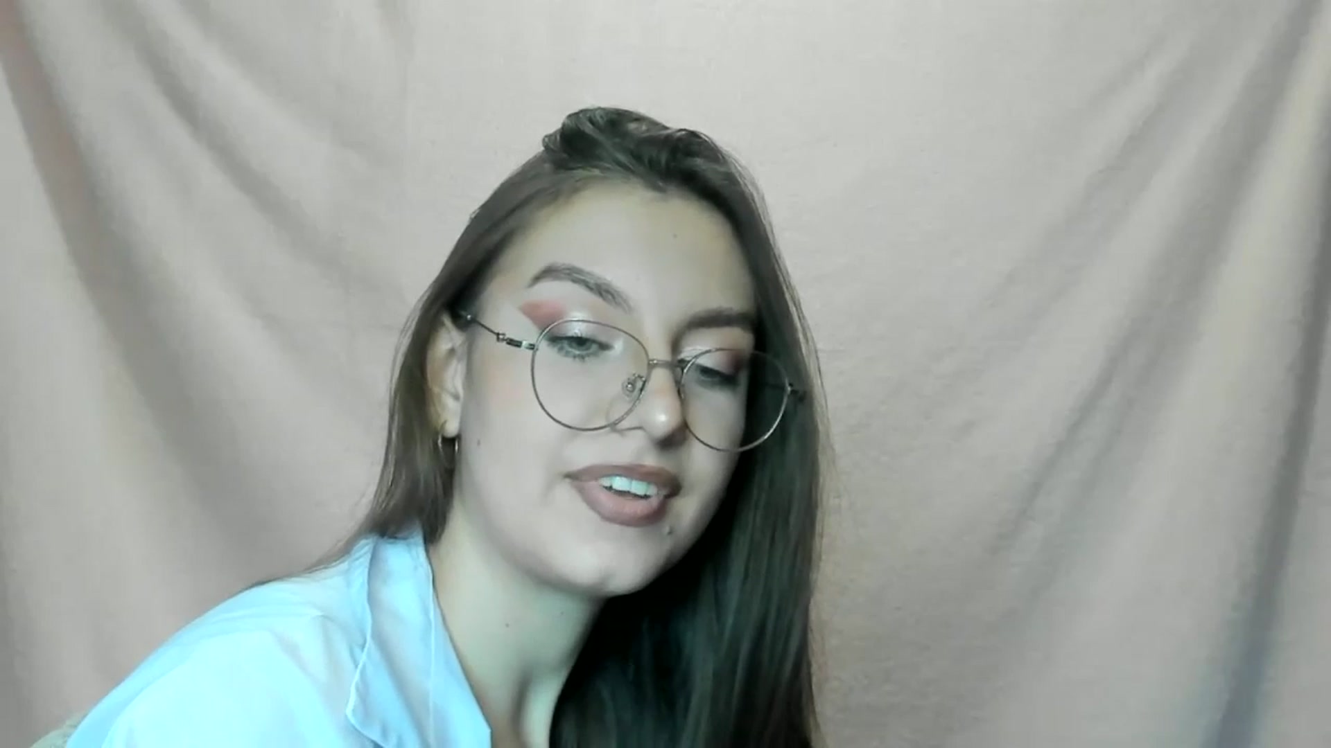 Gallery image thumbnail from StasyaSoul's myfreecams stream on, 12/31/2024, 11:45 image 19 of 20