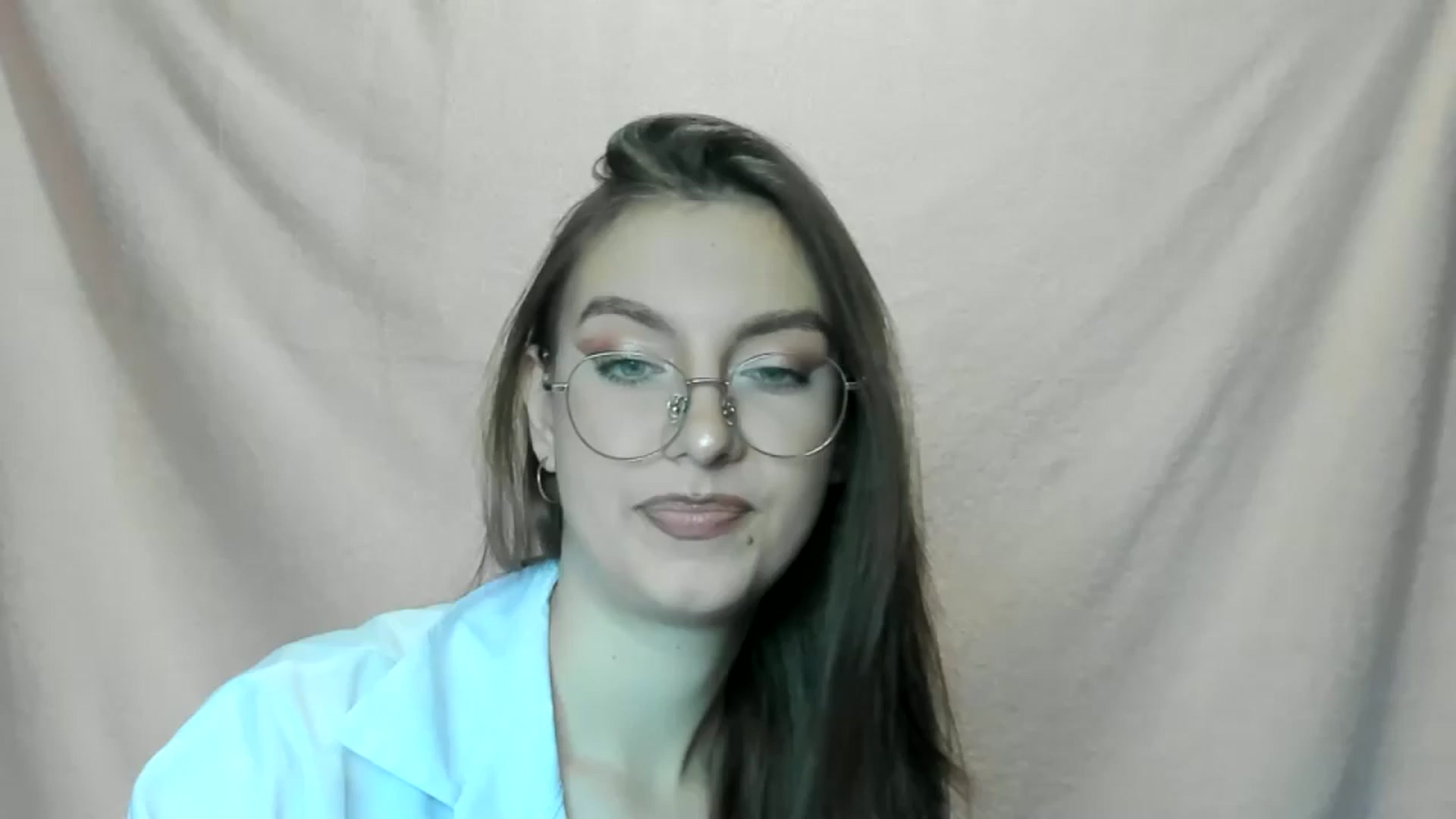 Gallery image thumbnail from StasyaSoul's myfreecams stream on, 12/31/2024, 11:45 image 17 of 20