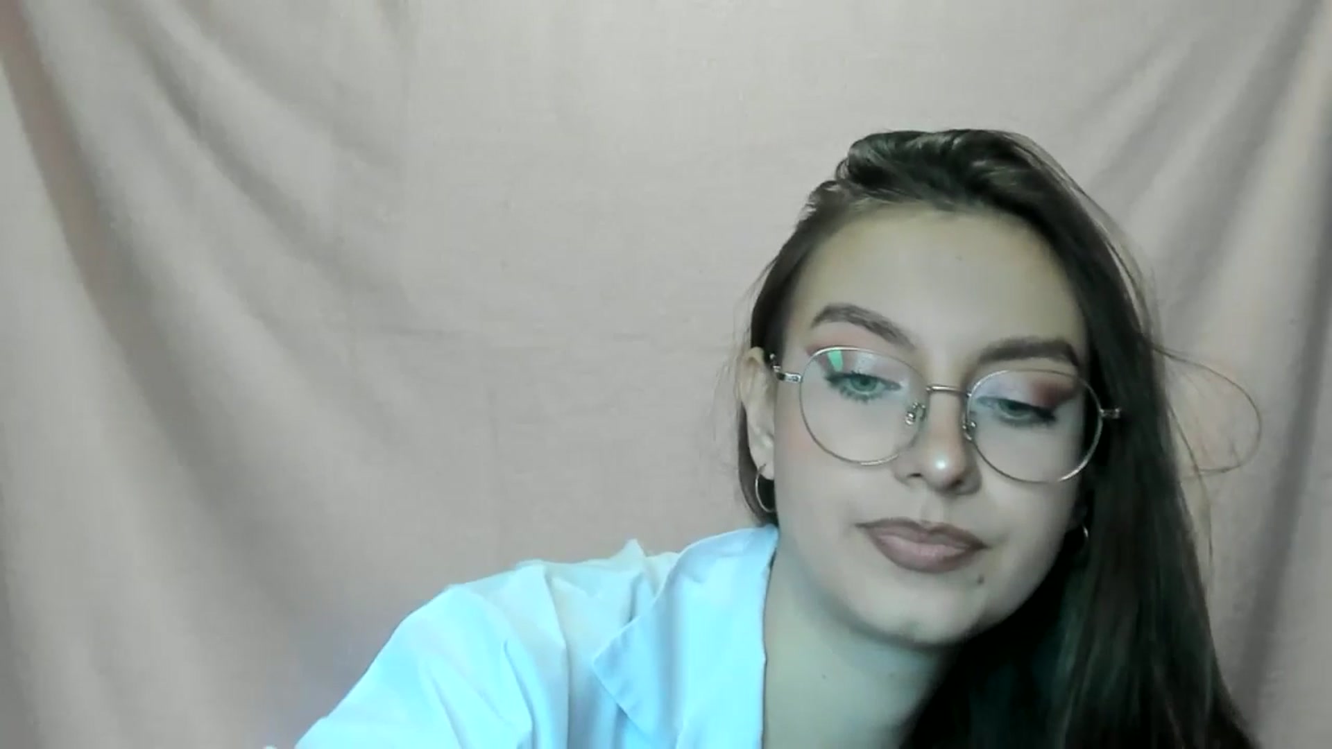Gallery image thumbnail from StasyaSoul's myfreecams stream on, 12/31/2024, 11:45 image 10 of 20