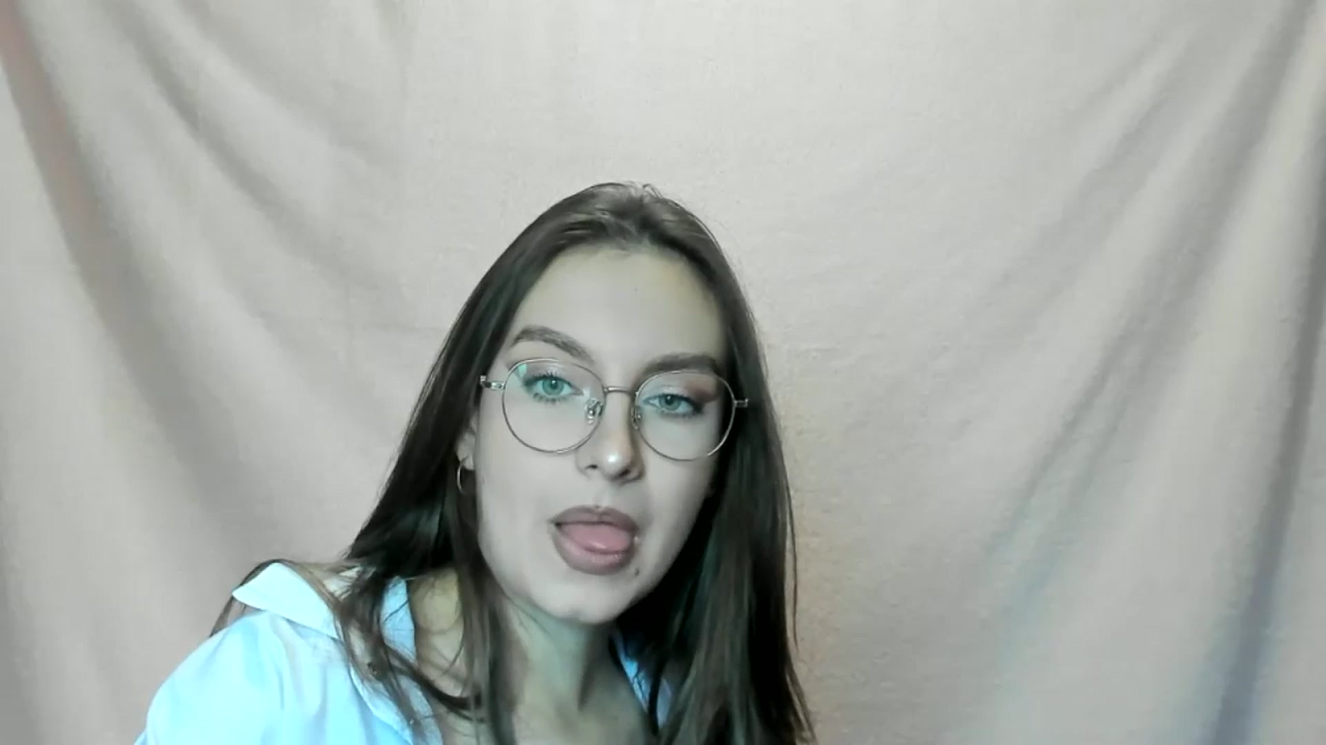 Gallery image thumbnail from StasyaSoul's myfreecams stream on, 12/31/2024, 11:45 image 3 of 20