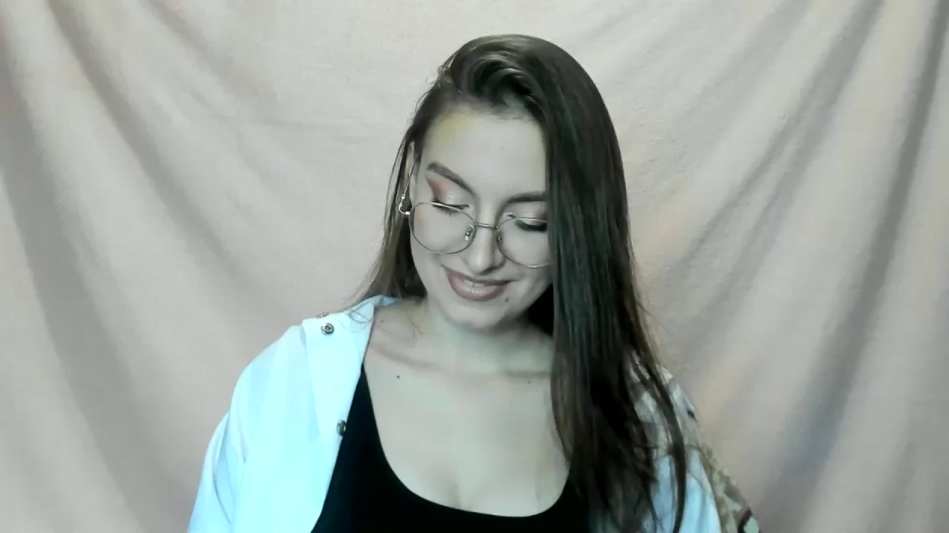 Gallery image thumbnail from StasyaSoul's myfreecams stream on, 12/31/2024, 12:17 image 17 of 20