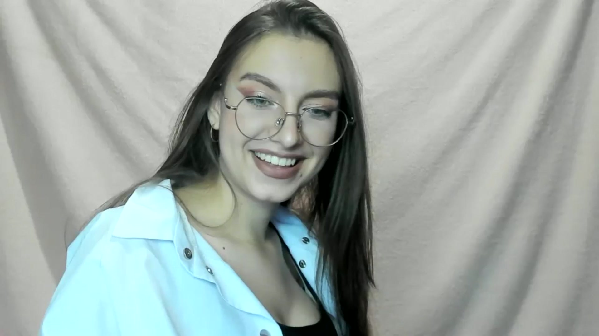 Gallery image thumbnail from StasyaSoul's myfreecams stream on, 12/31/2024, 13:54 image 10 of 20