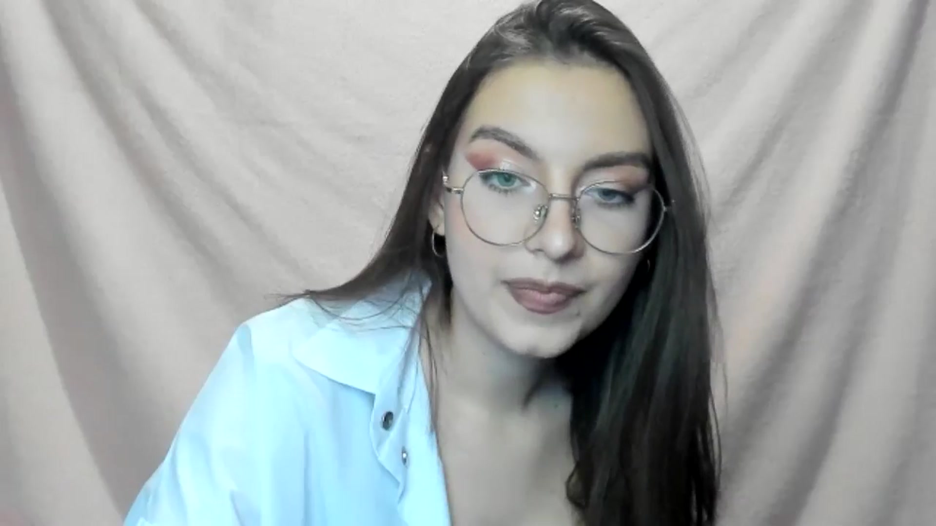 Gallery image thumbnail from StasyaSoul's myfreecams stream on, 12/31/2024, 13:54 image 14 of 20