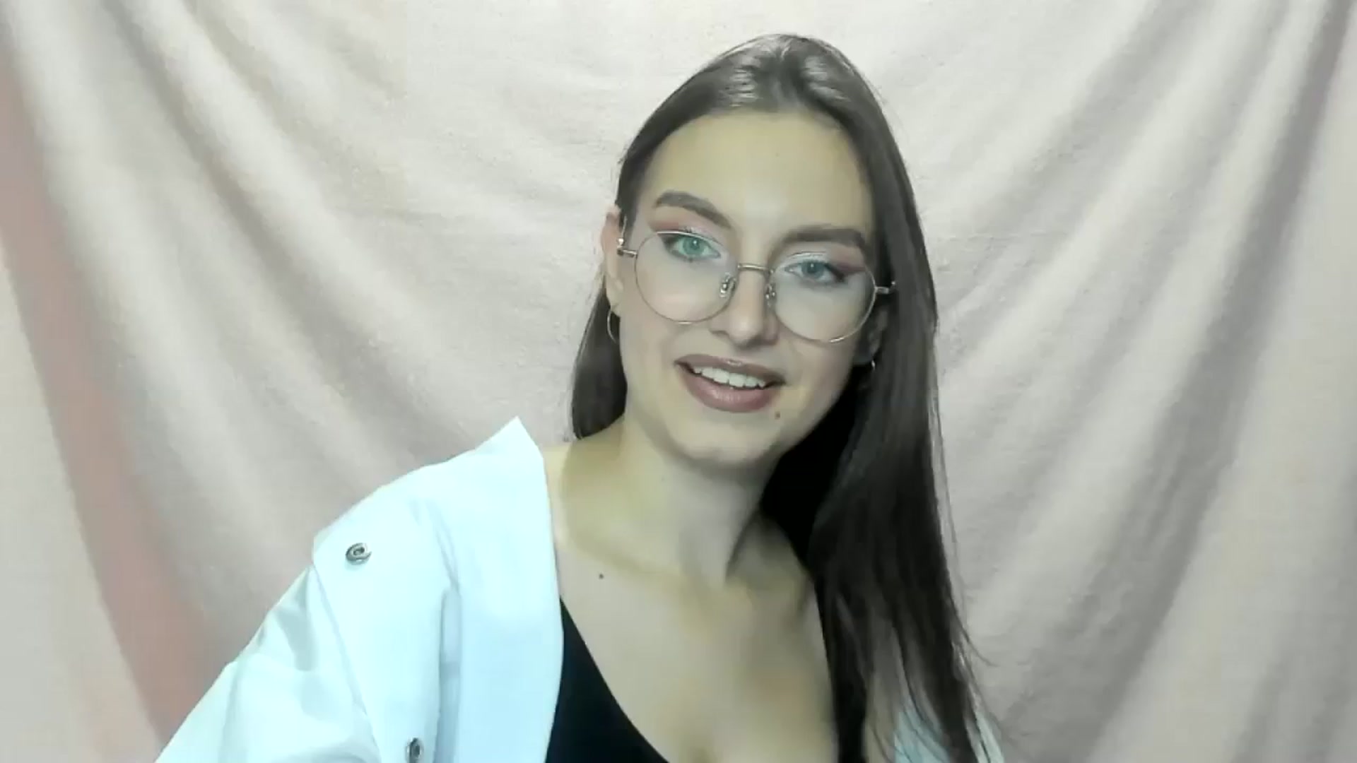 Gallery image thumbnail from StasyaSoul's myfreecams stream on, 12/31/2024, 14:49 image 12 of 20