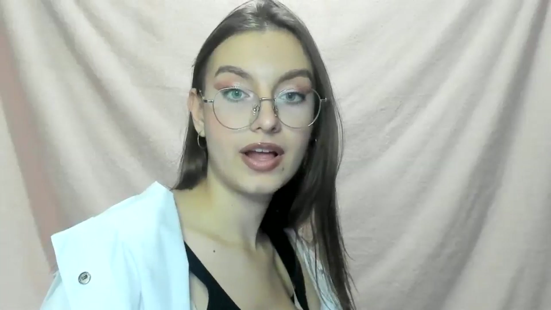 Gallery image thumbnail from StasyaSoul's myfreecams stream on, 12/31/2024, 14:49 image 13 of 20