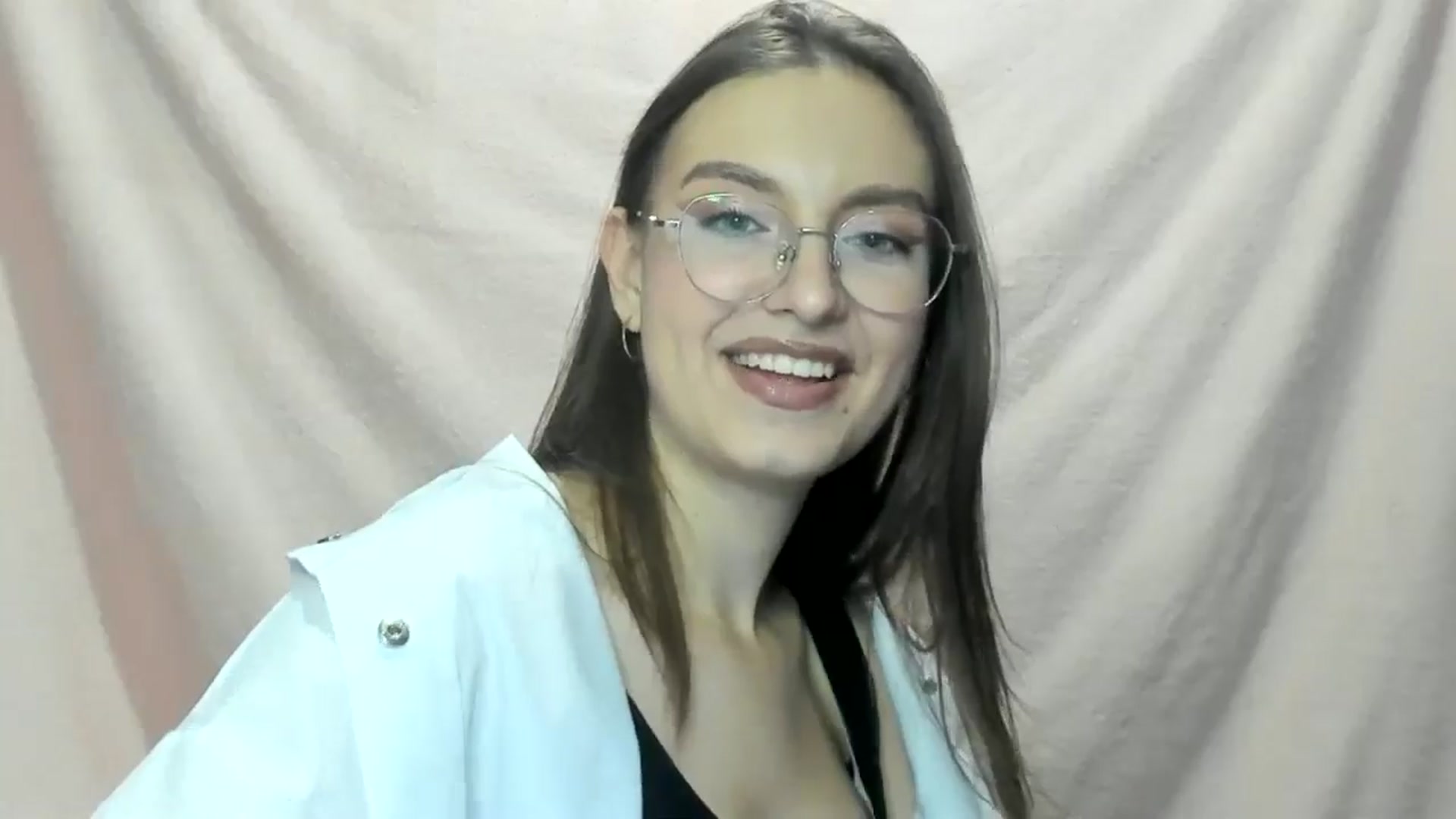 Gallery image thumbnail from StasyaSoul's myfreecams stream on, 12/31/2024, 14:49 image 10 of 20