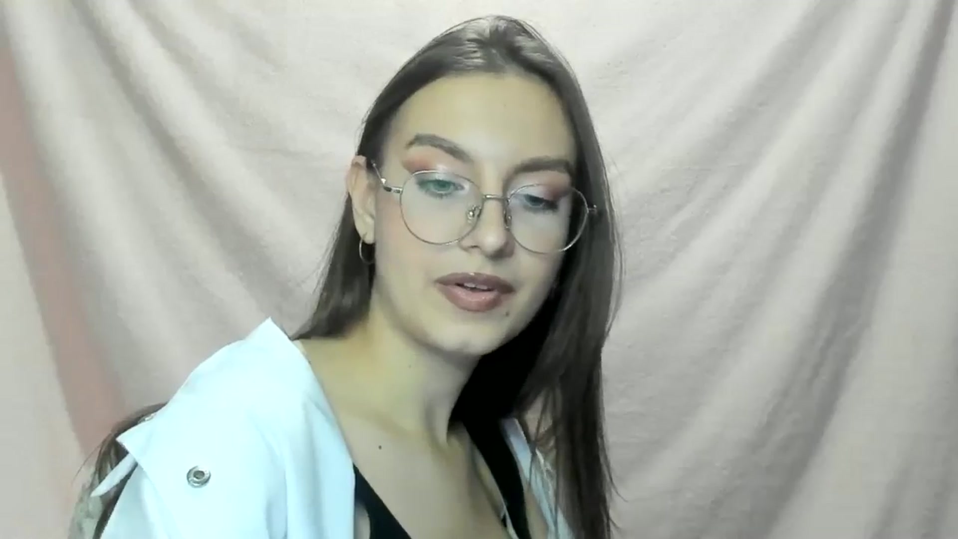 Gallery image thumbnail from StasyaSoul's myfreecams stream on, 12/31/2024, 14:49 image 16 of 20
