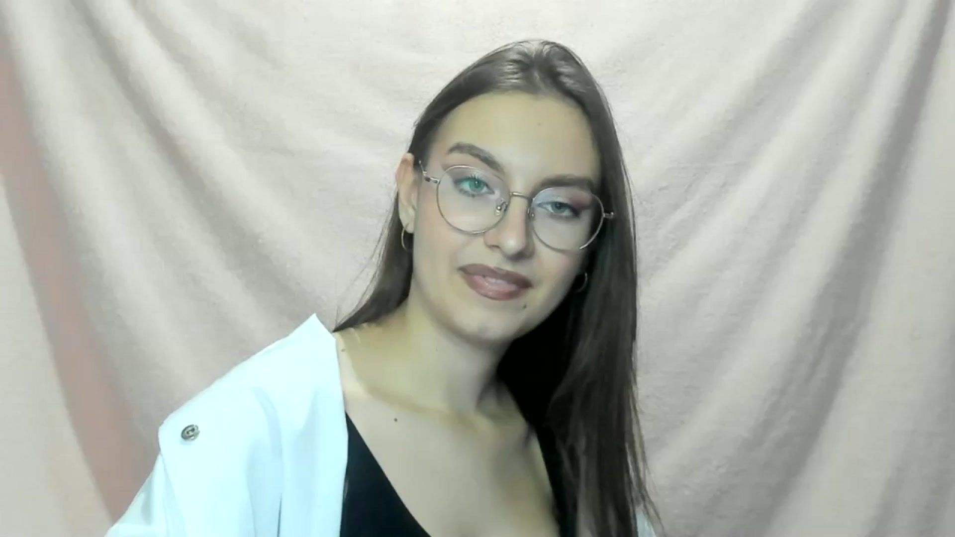 Gallery image thumbnail from StasyaSoul's myfreecams stream on, 12/31/2024, 14:49 image 18 of 20