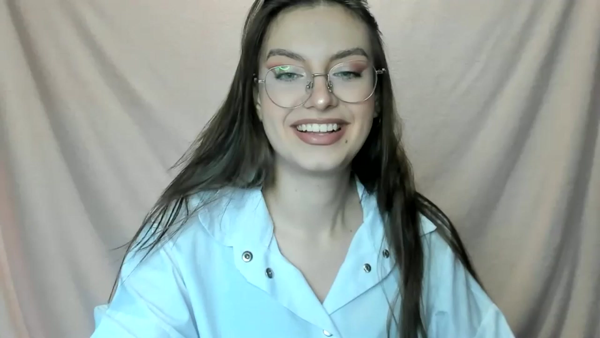Gallery image thumbnail from StasyaSoul's myfreecams stream on, 01/02/2025, 11:28 image 5 of 20