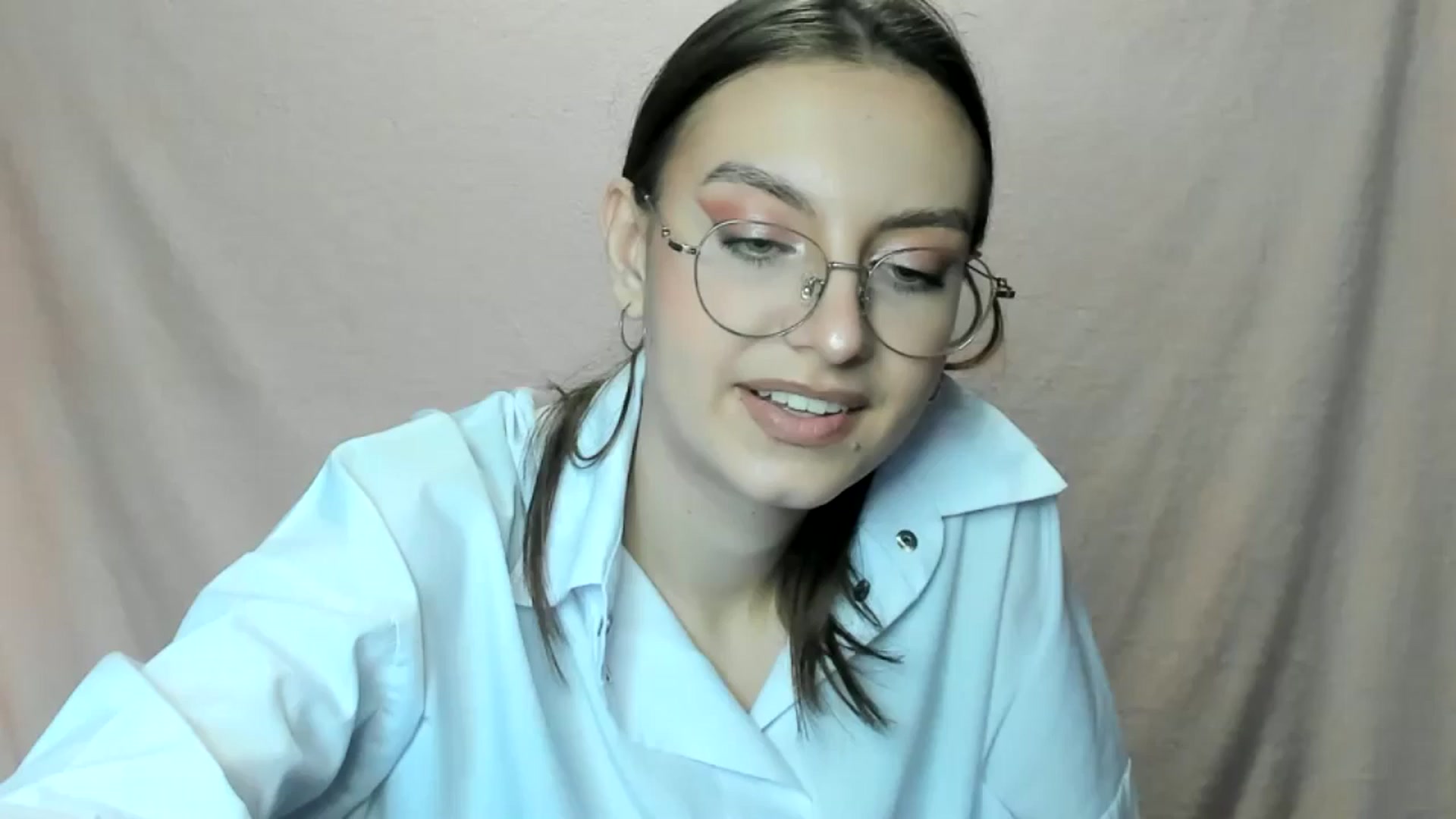 Gallery image thumbnail from StasyaSoul's myfreecams stream on, 01/02/2025, 13:08 image 15 of 20