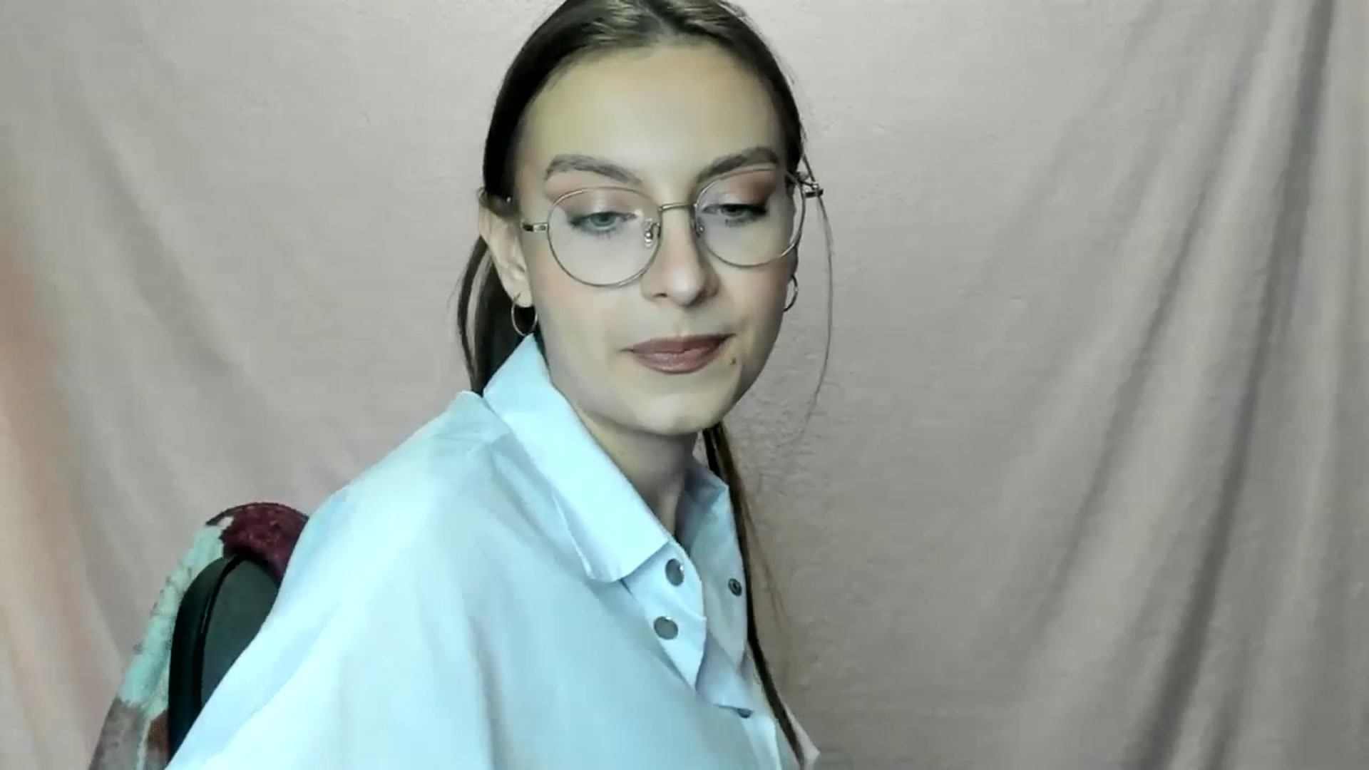 Gallery image thumbnail from StasyaSoul's myfreecams stream on, 01/02/2025, 14:19 image 5 of 20