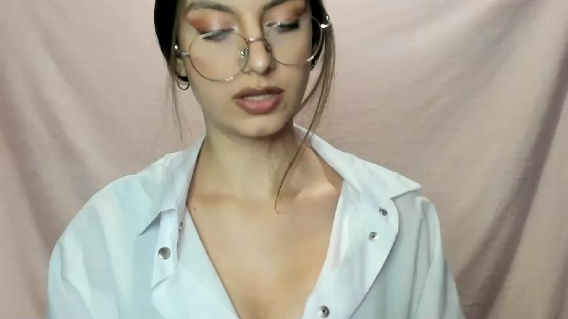 Gallery image thumbnail from StasyaSoul's myfreecams stream on, 01/02/2025, 14:56 image 6 of 20