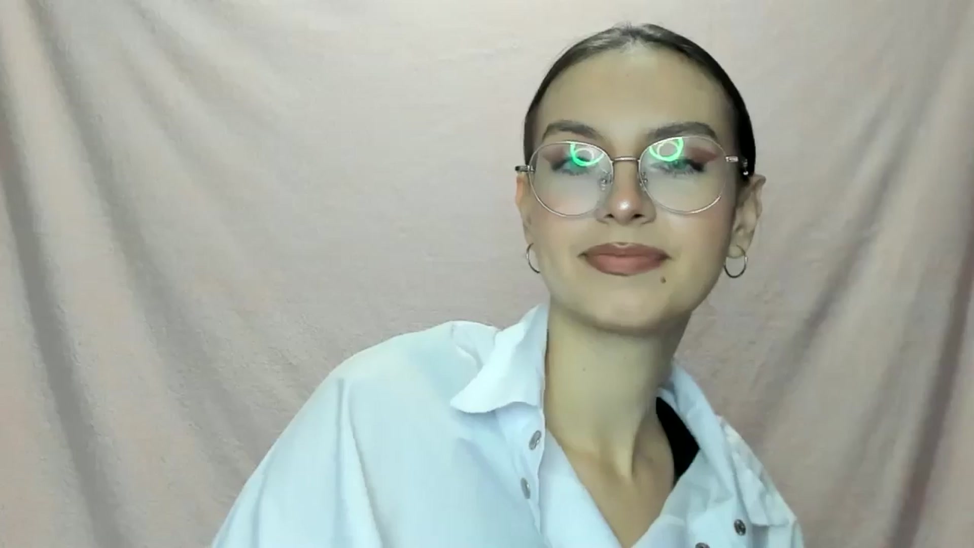 Gallery image thumbnail from StasyaSoul's myfreecams stream on, 01/03/2025, 11:36 image 14 of 20