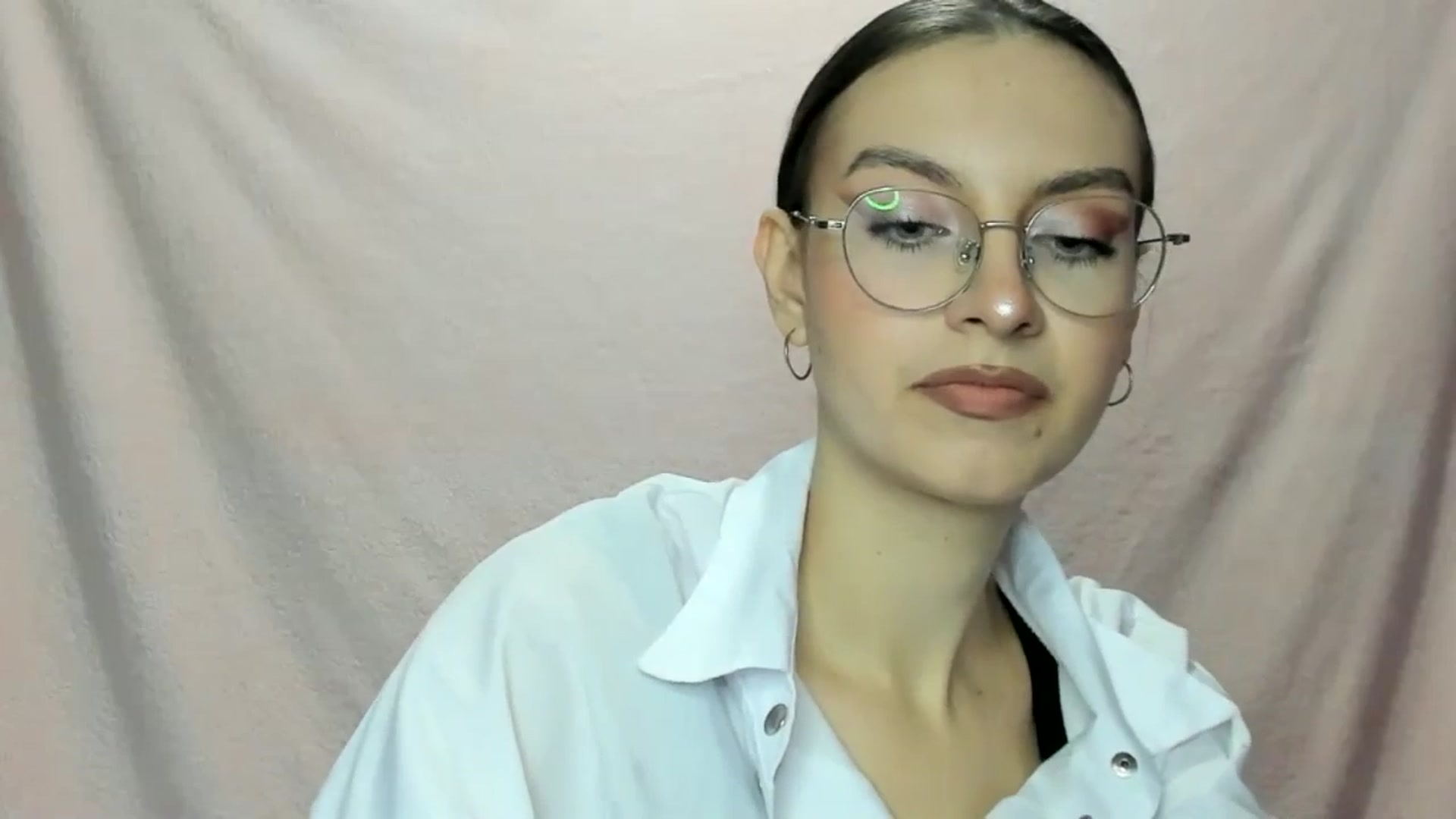 Gallery image thumbnail from StasyaSoul's myfreecams stream on, 01/03/2025, 11:36 image 8 of 20