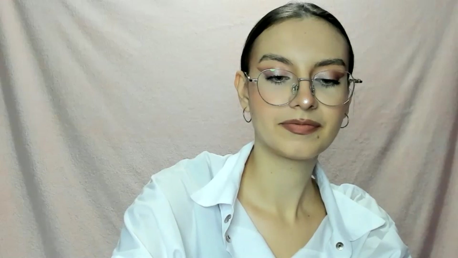 Gallery image thumbnail from StasyaSoul's myfreecams stream on, 01/03/2025, 11:36 image 16 of 20