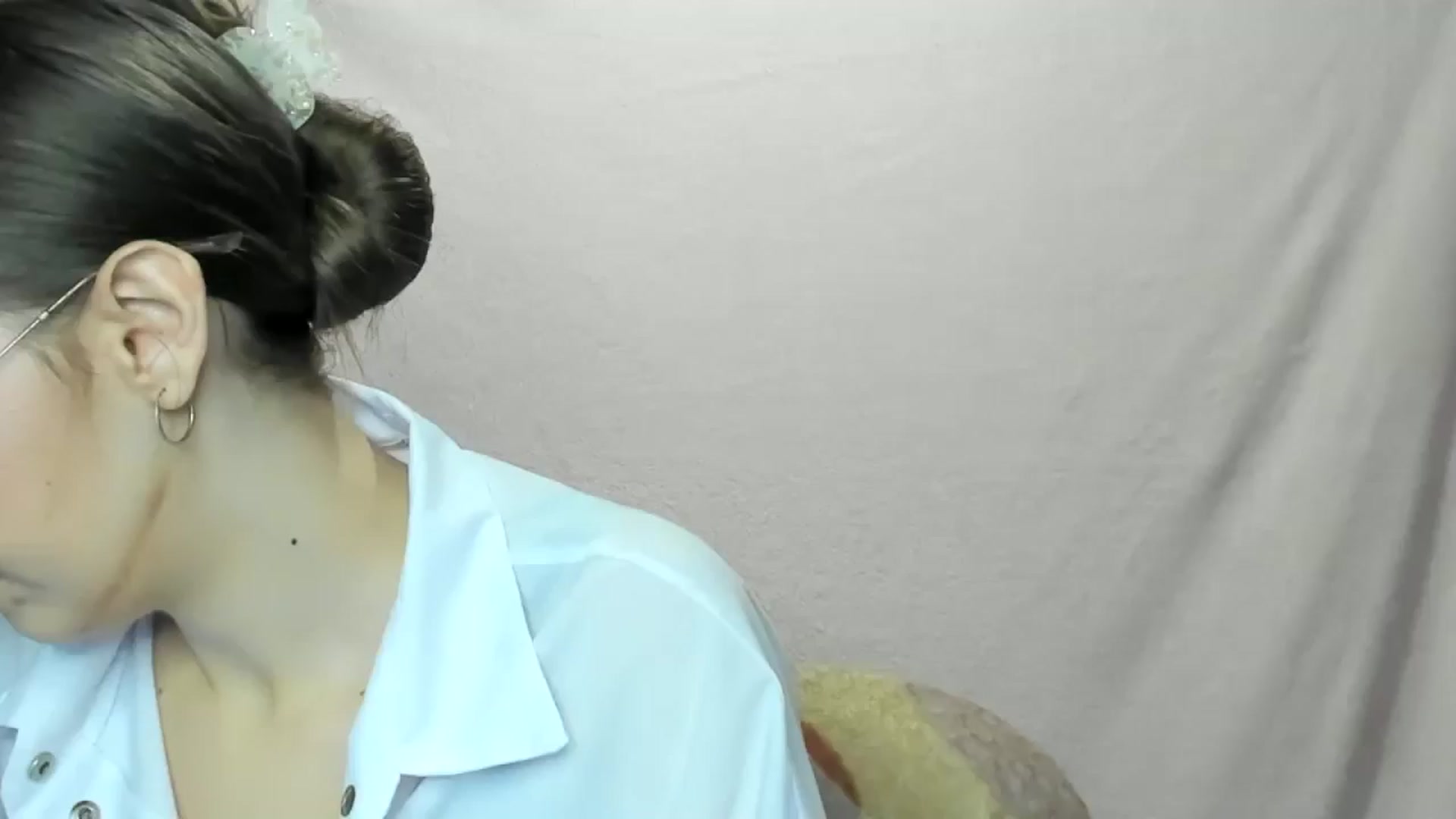 Gallery image thumbnail from StasyaSoul's myfreecams stream on, 01/03/2025, 11:36 image 4 of 20