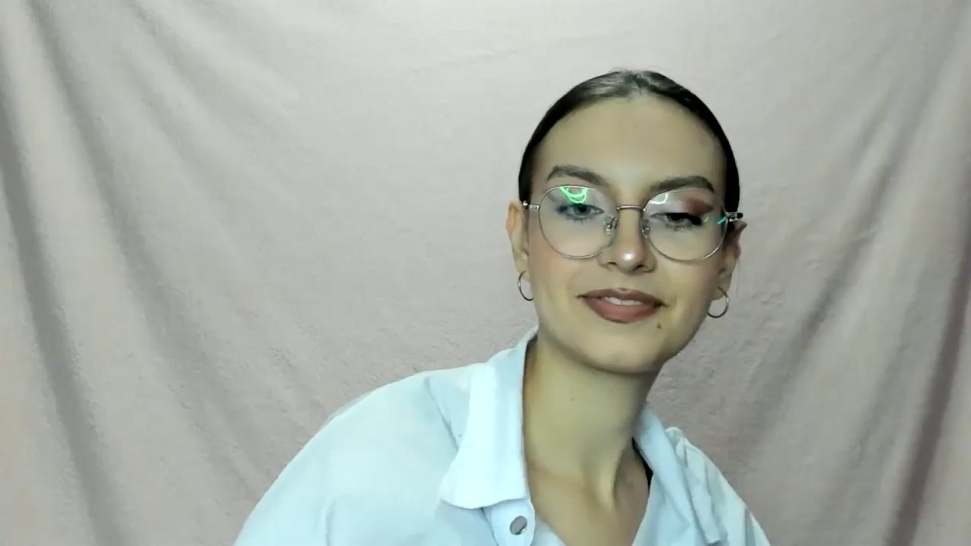 Gallery image thumbnail from StasyaSoul's myfreecams stream on, 01/03/2025, 11:52 image 9 of 20