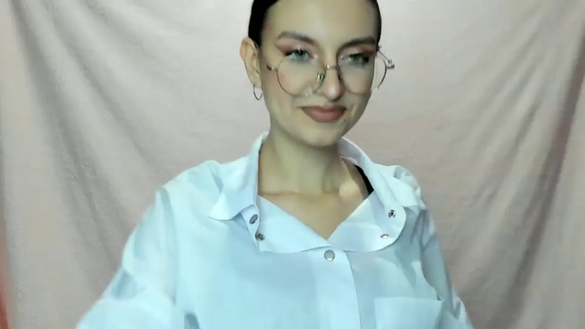 Gallery image thumbnail from StasyaSoul's myfreecams stream on, 01/03/2025, 13:34 image 6 of 20