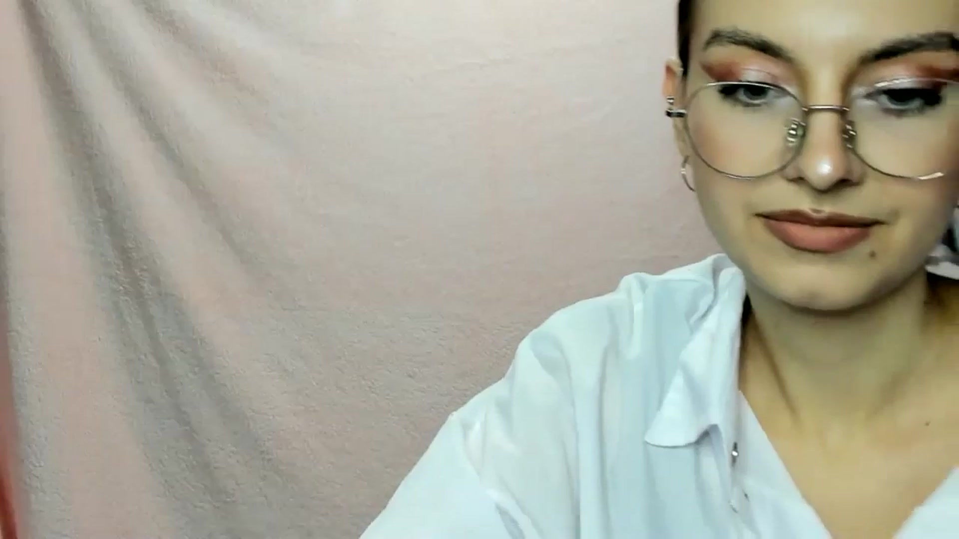 Gallery image thumbnail from StasyaSoul's myfreecams stream on, 01/03/2025, 13:34 image 14 of 20