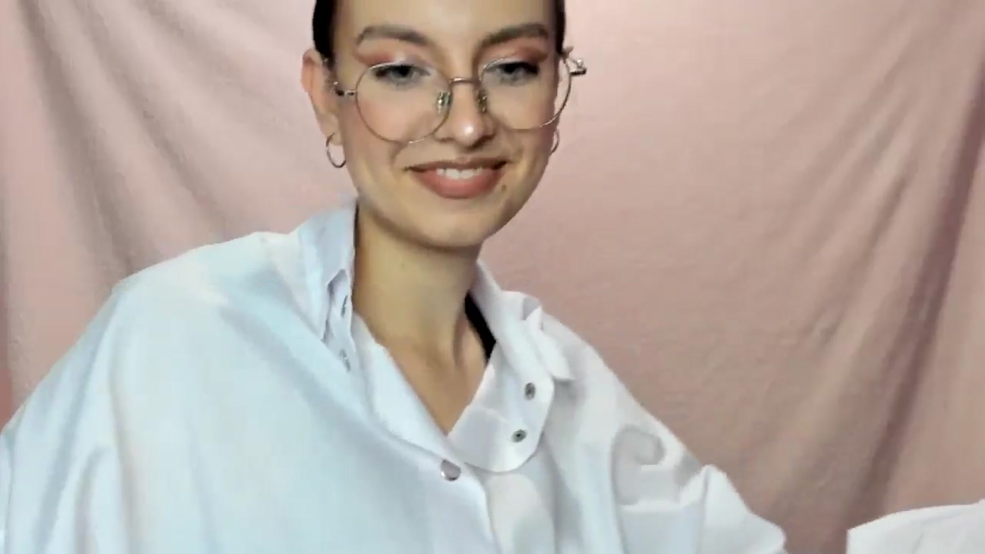 Gallery image thumbnail from StasyaSoul's myfreecams stream on, 01/03/2025, 13:34 image 18 of 20