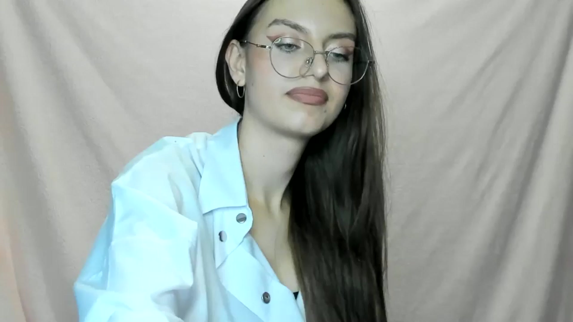 Gallery image thumbnail from StasyaSoul's myfreecams stream on, 01/04/2025, 13:40 image 16 of 20