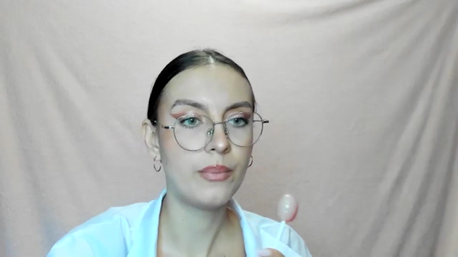 Gallery image thumbnail from StasyaSoul's myfreecams stream on, 01/05/2025, 11:40 image 20 of 20