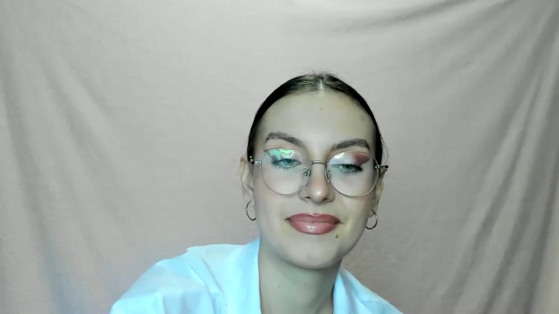 Gallery image thumbnail from StasyaSoul's myfreecams stream on, 01/05/2025, 11:40 image 2 of 20